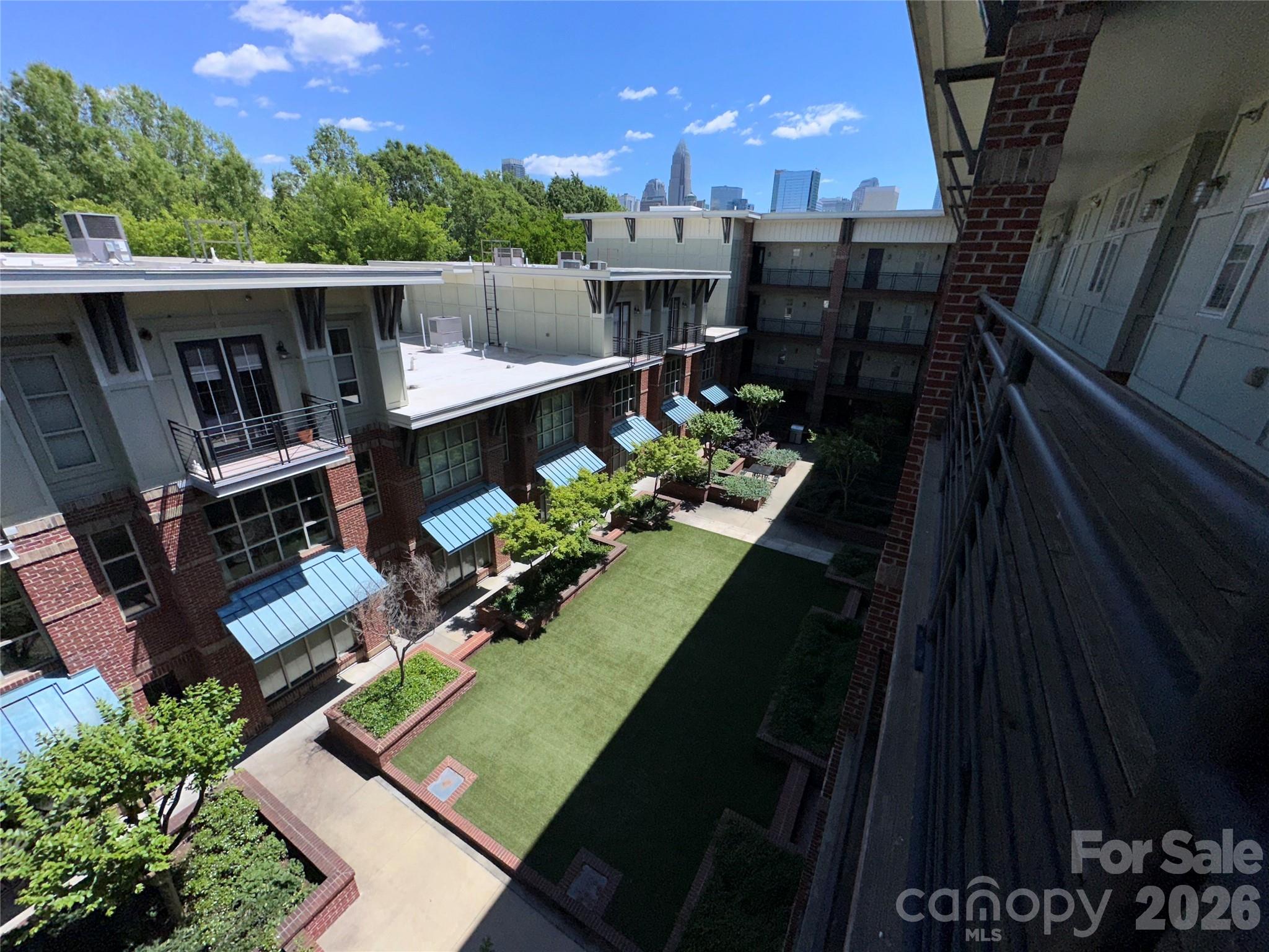 1101 W 1st Street — Charlotte