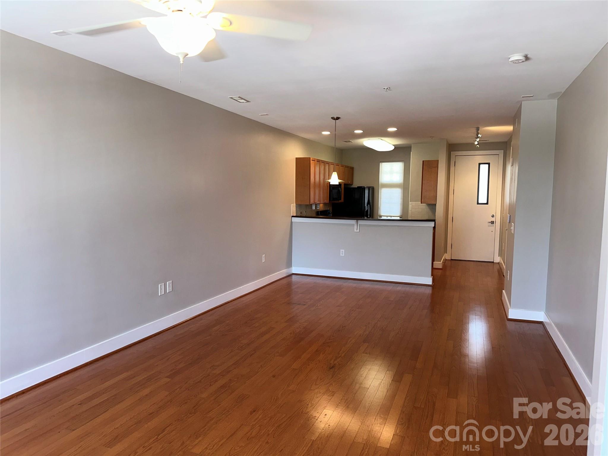 1101 W 1st Street — Charlotte