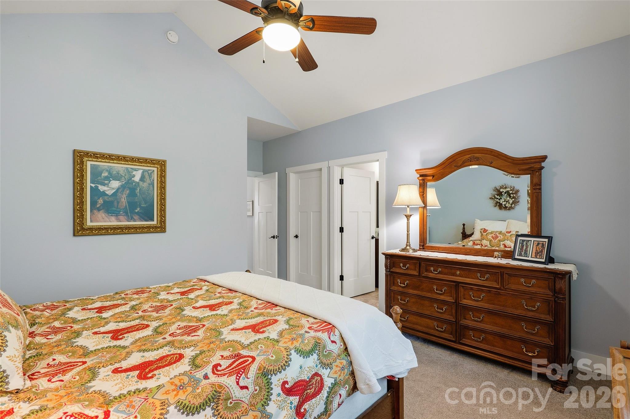 4 Oak Mountain Drive — Leicester