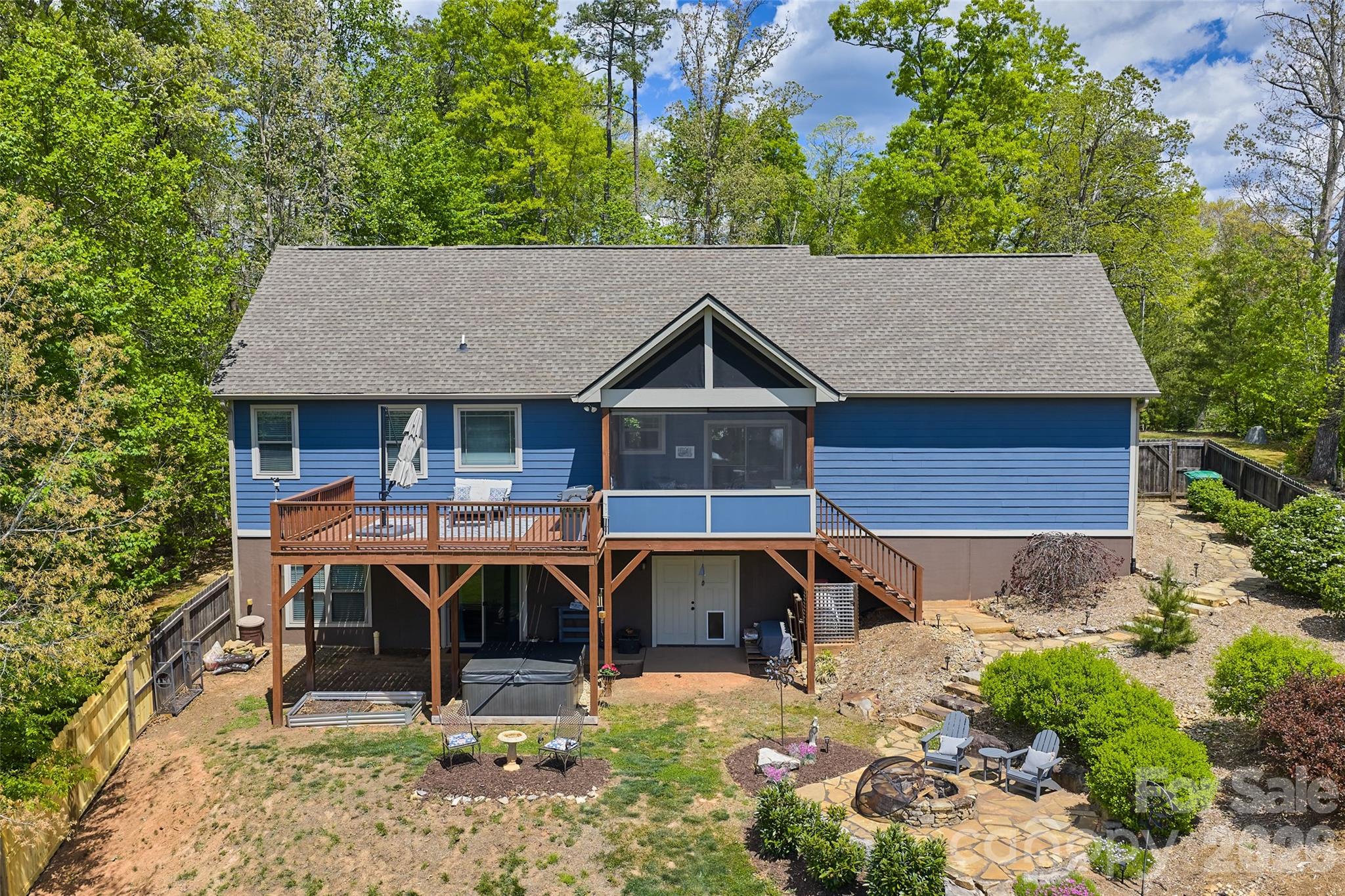 4 Oak Mountain Drive — Leicester