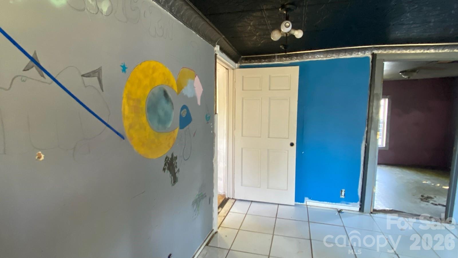 2112 Harpertown Circle — Lenoir