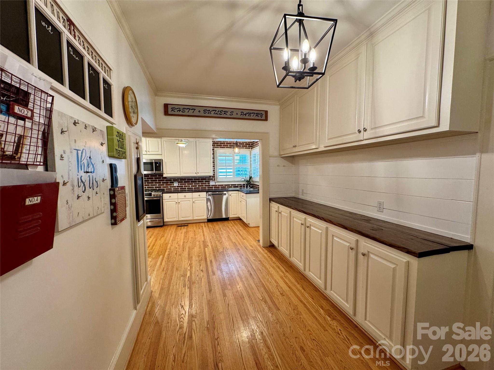 135 Eastover Drive SE — Concord
