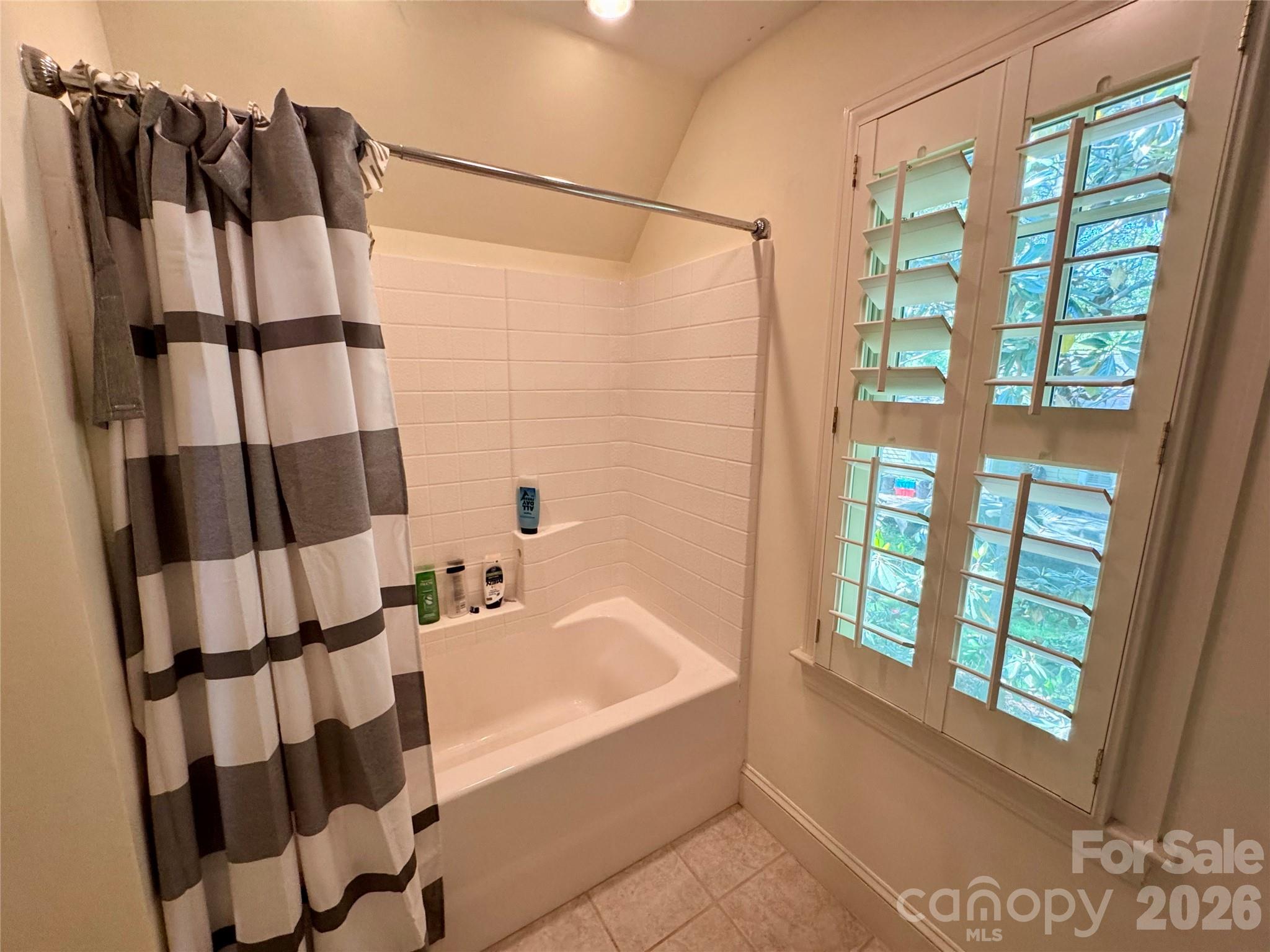 135 Eastover Drive SE — Concord