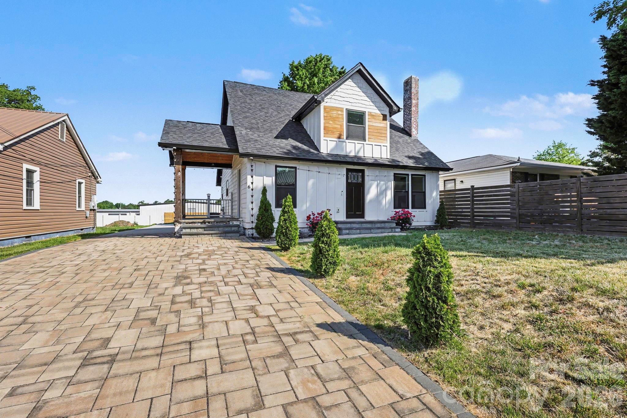 6 E Sunrise Avenue — Thomasville