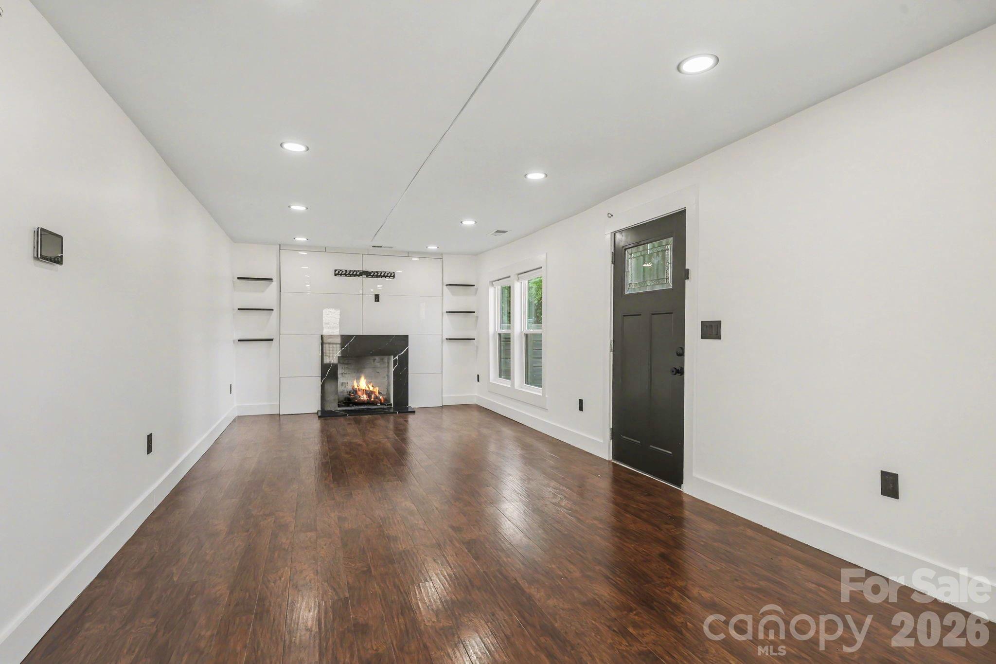 6 E Sunrise Avenue — Thomasville