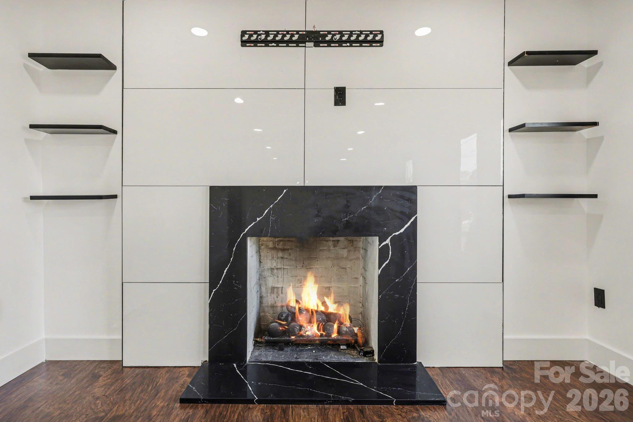 6 E Sunrise Avenue — Thomasville