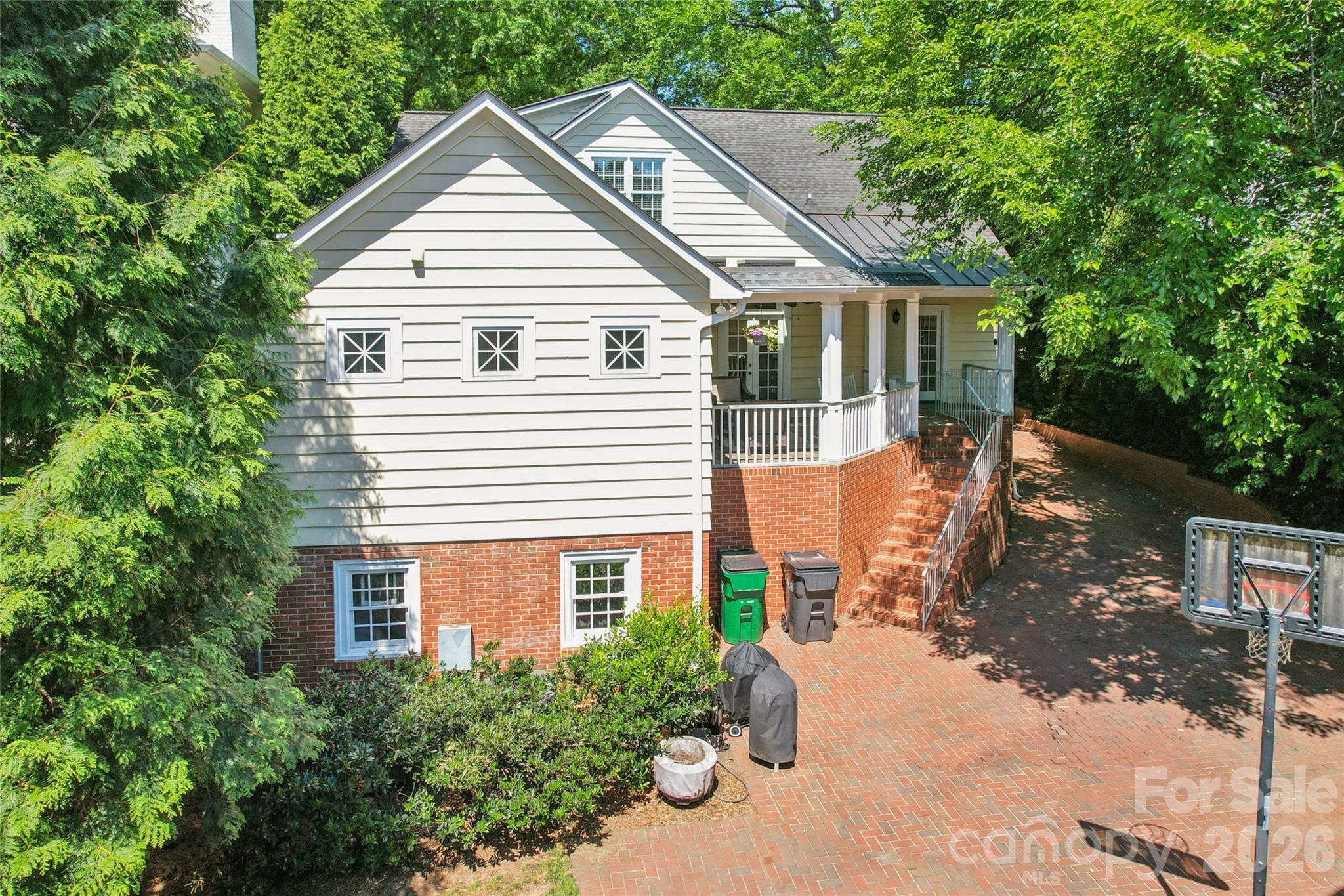 2623 Roswell Avenue — Charlotte