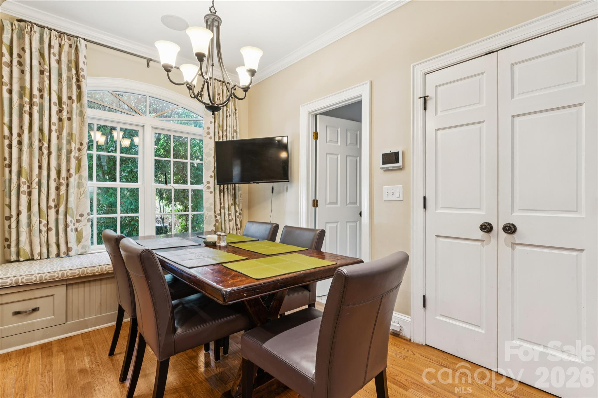 2623 Roswell Avenue — Charlotte
