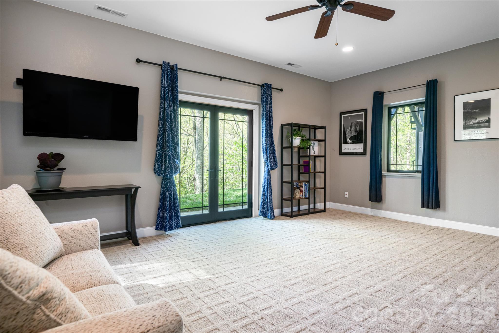 36 Snowshoe Drive — Asheville