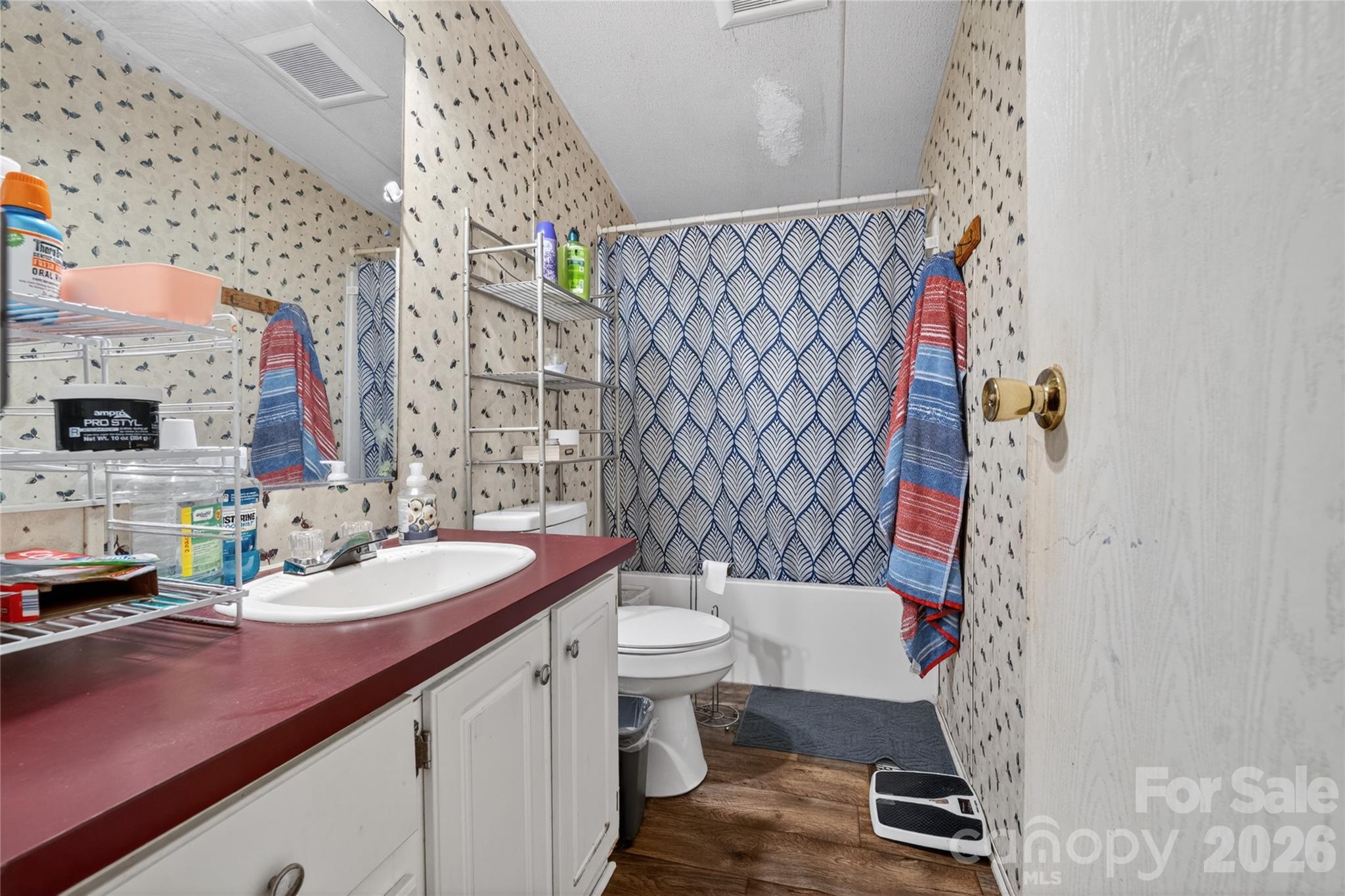 3995 Old Catawba Road — Claremont