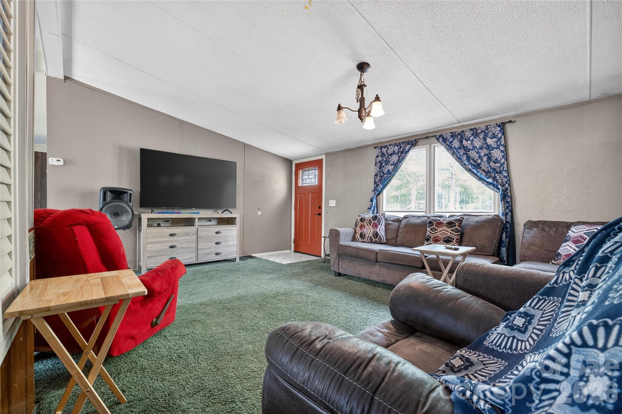 3995 Old Catawba Road — Claremont