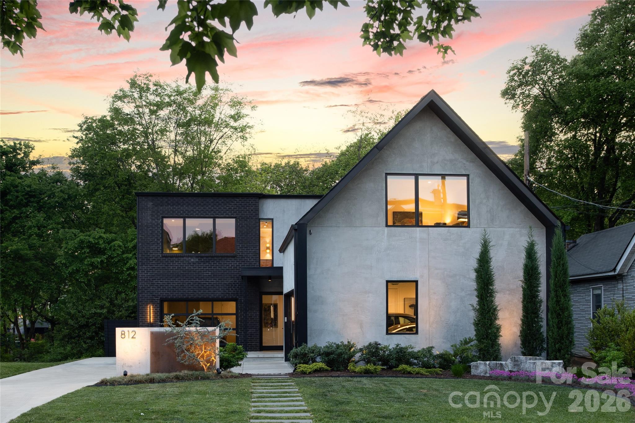 812 Herrin Avenue — Charlotte
