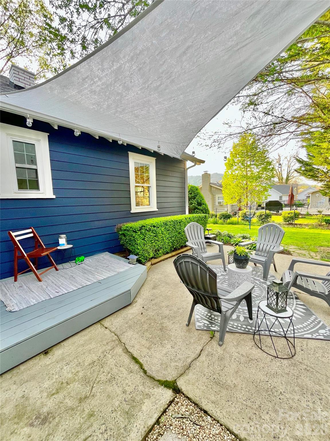 271 Brook Street — Waynesville