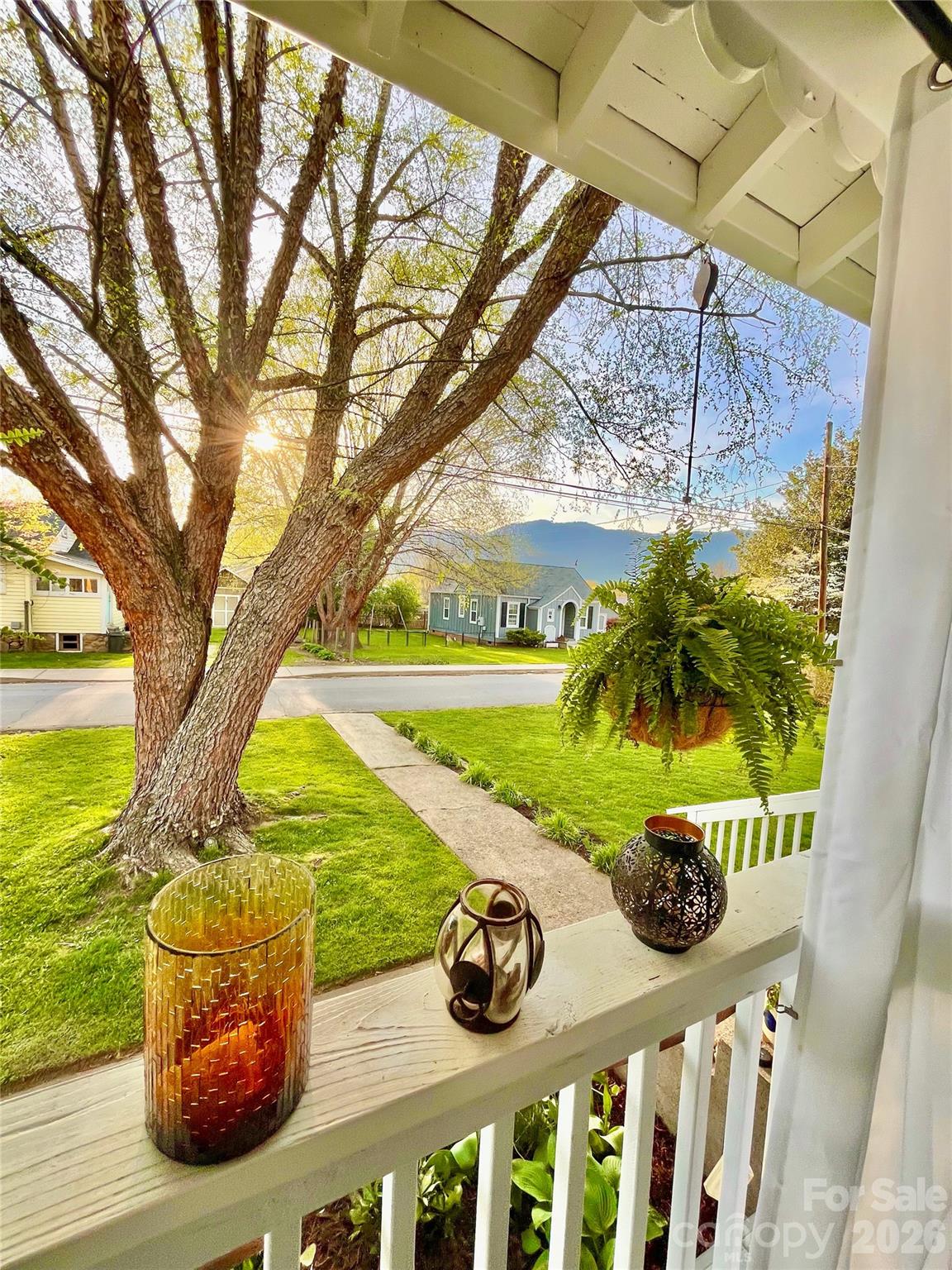 271 Brook Street — Waynesville