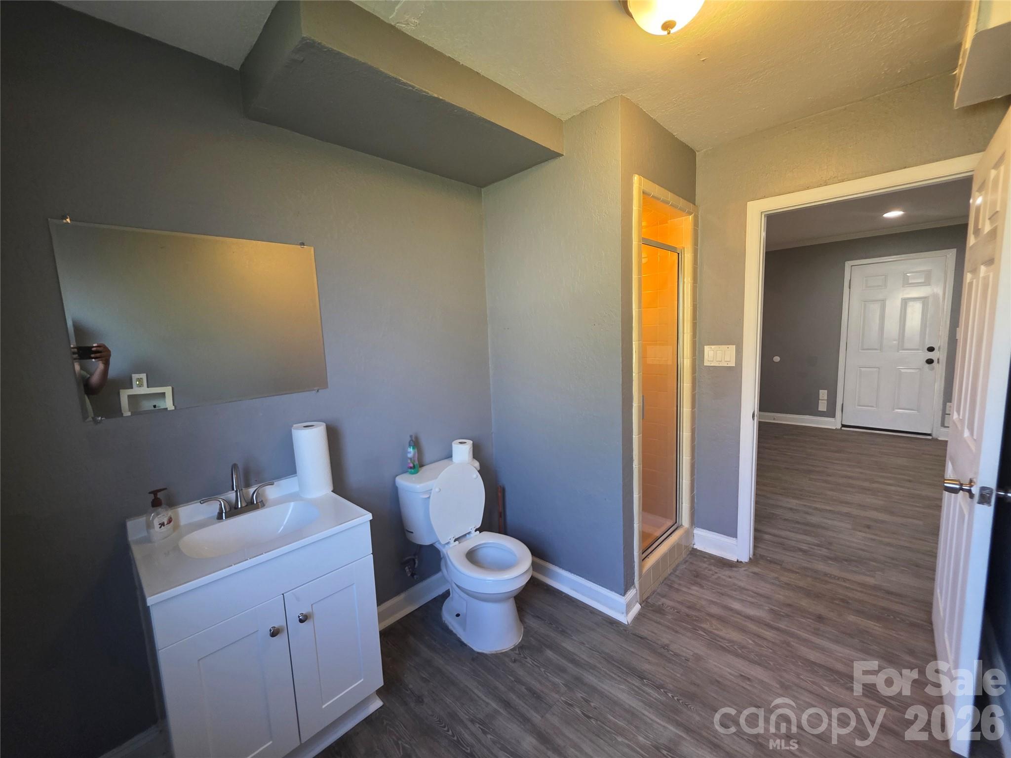 1524 Pondella Drive — Charlotte