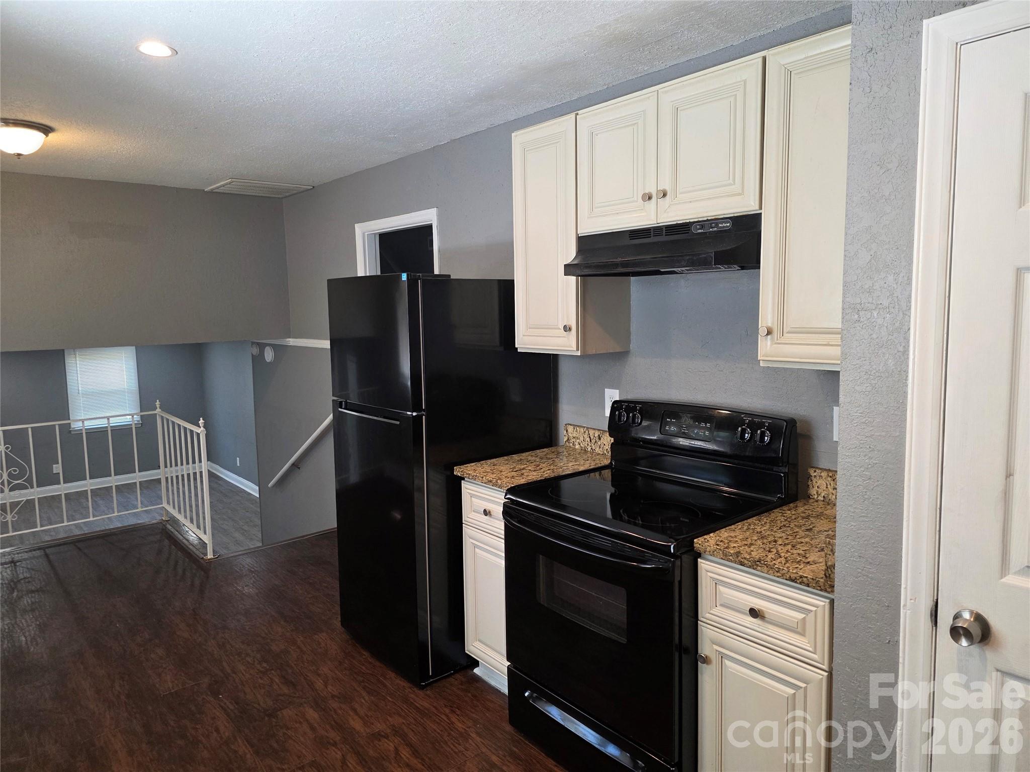1524 Pondella Drive — Charlotte
