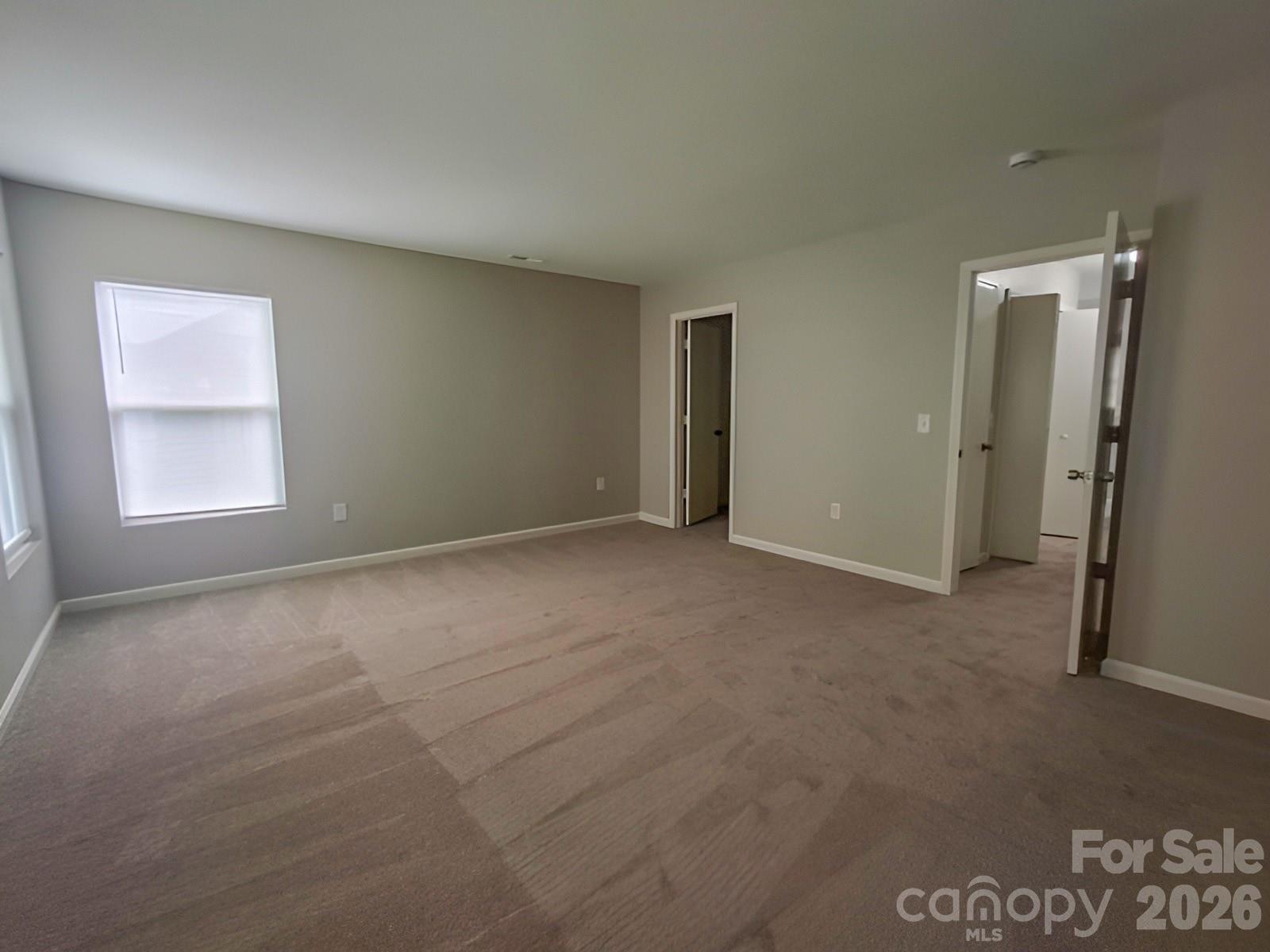 10242 Hugue Way — Charlotte