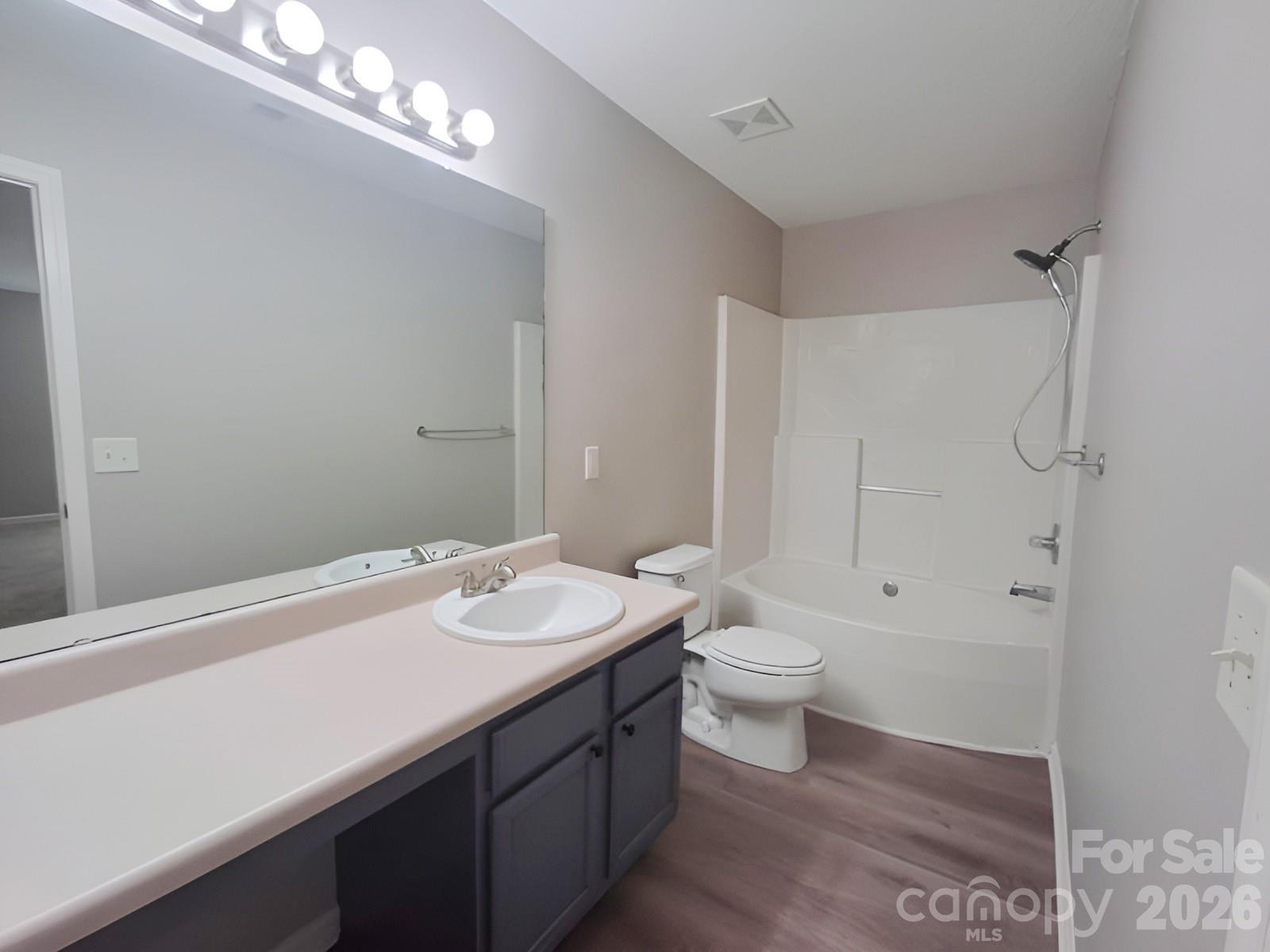 10242 Hugue Way — Charlotte