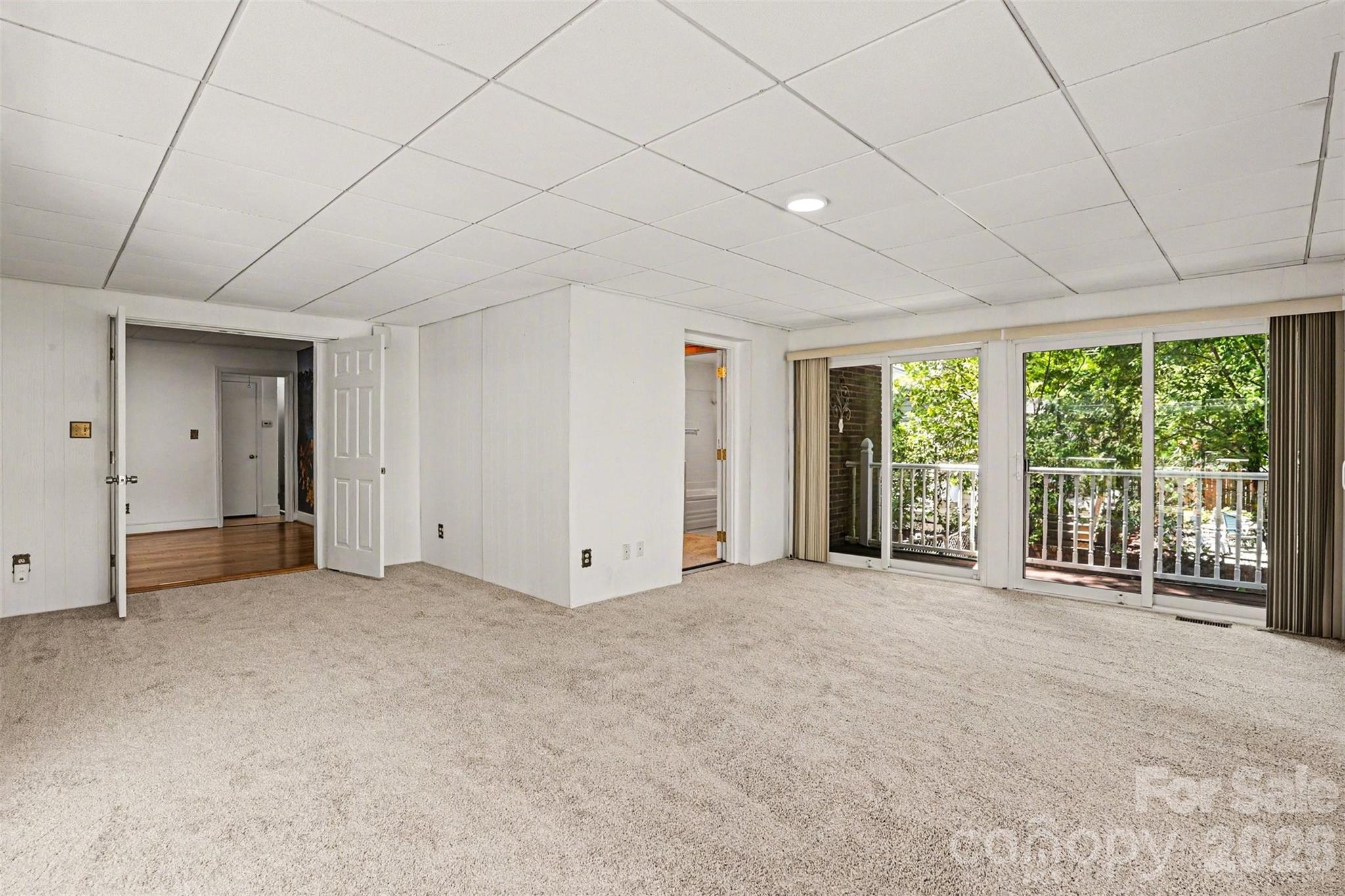955 Hickory Nut Street — Charlotte