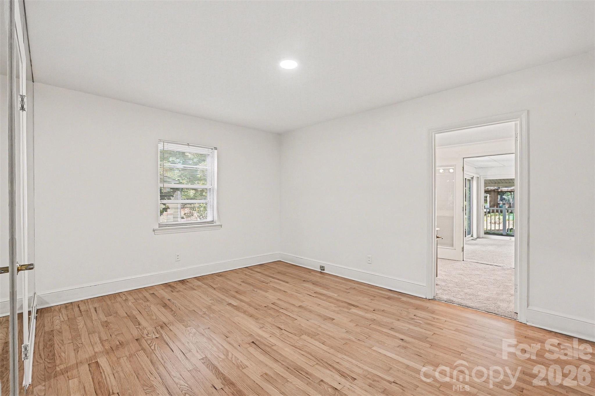 955 Hickory Nut Street — Charlotte
