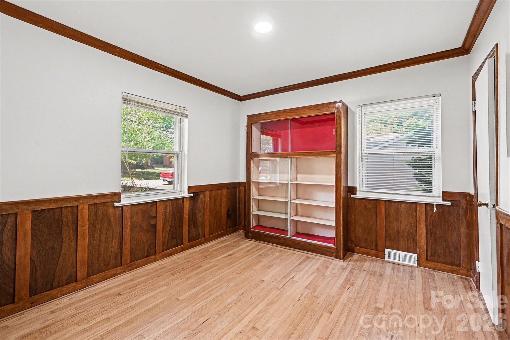 955 Hickory Nut Street — Charlotte