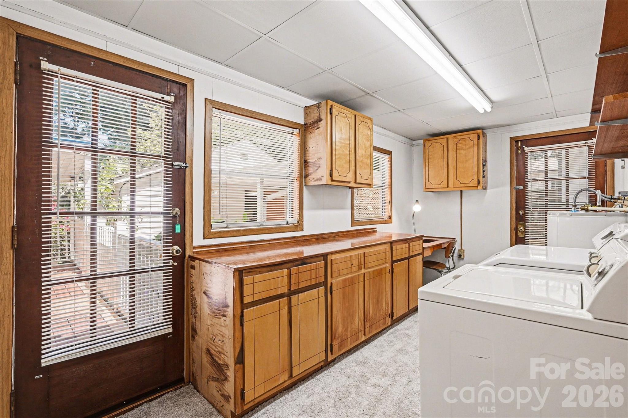 955 Hickory Nut Street — Charlotte