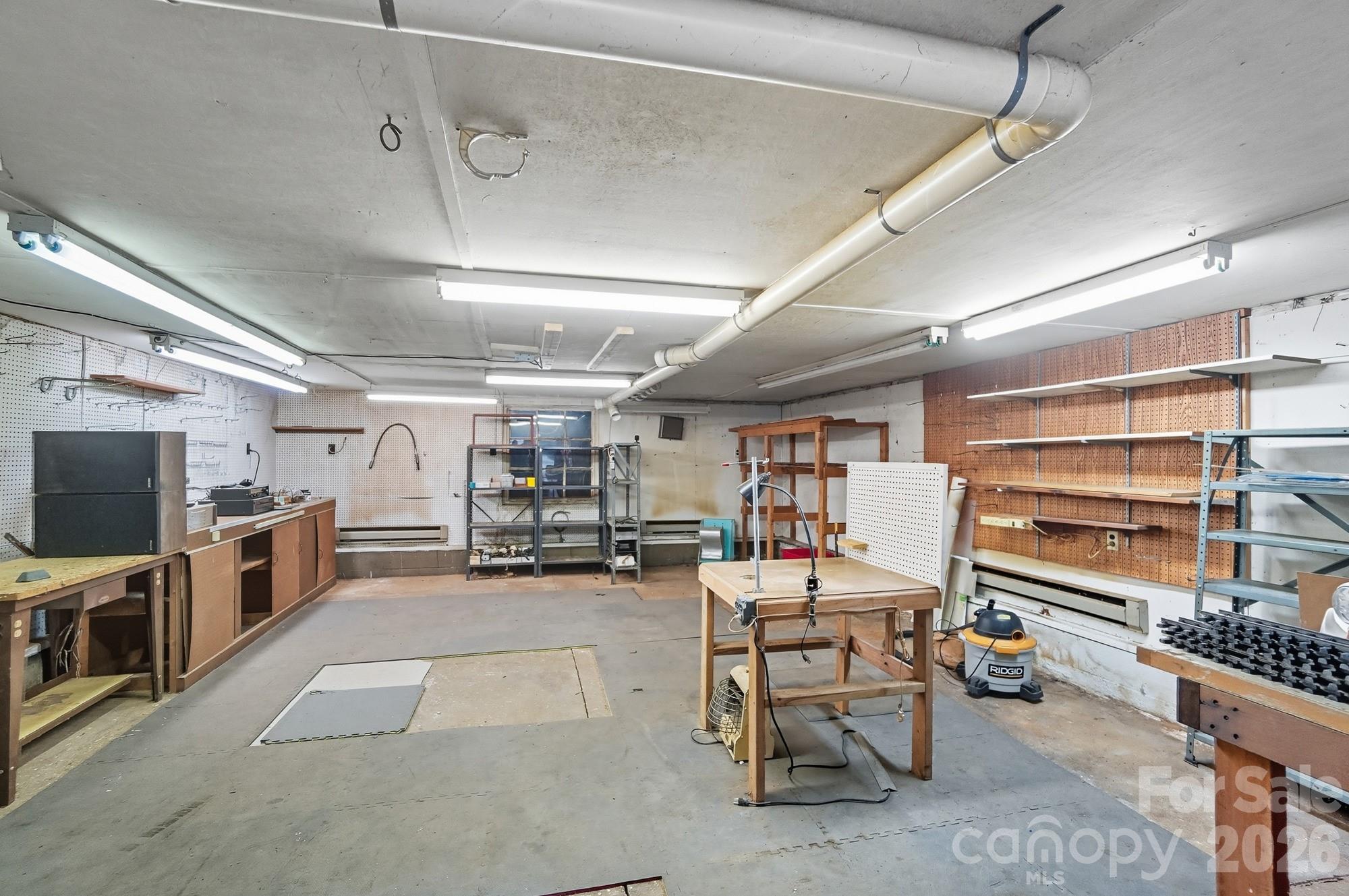 955 Hickory Nut Street — Charlotte