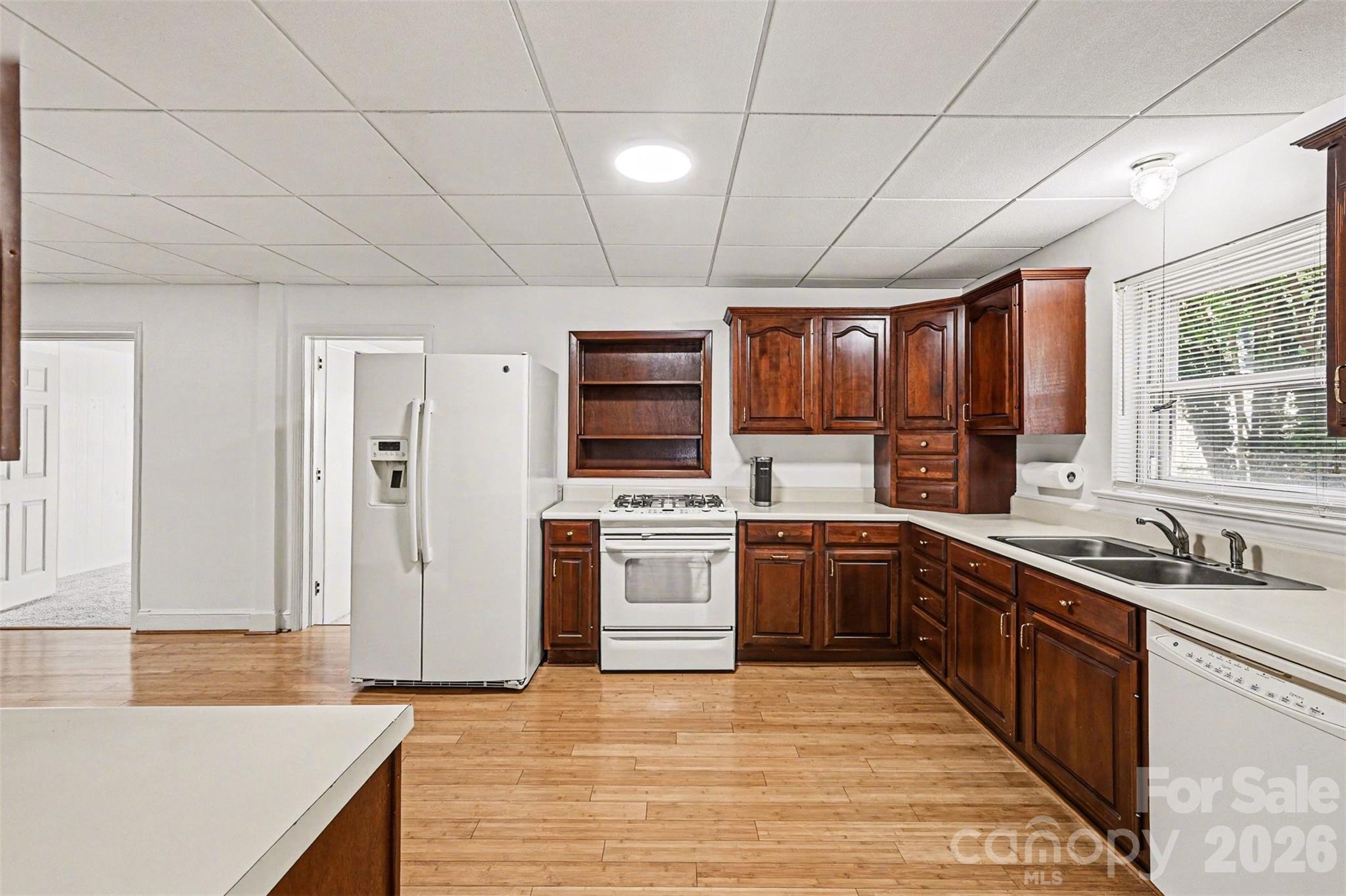 955 Hickory Nut Street — Charlotte