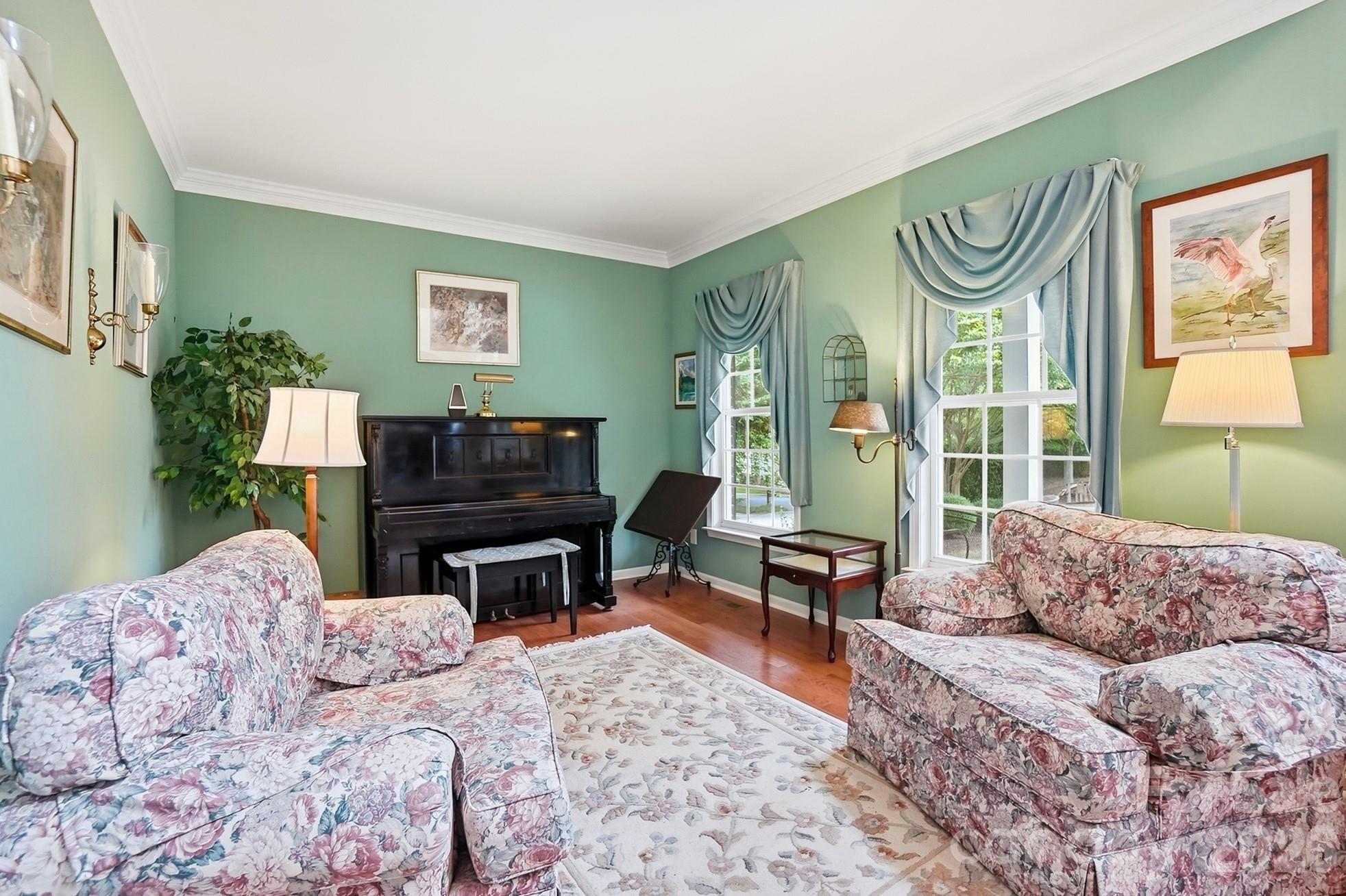 1406 Finsbury Lane — Tega Cay