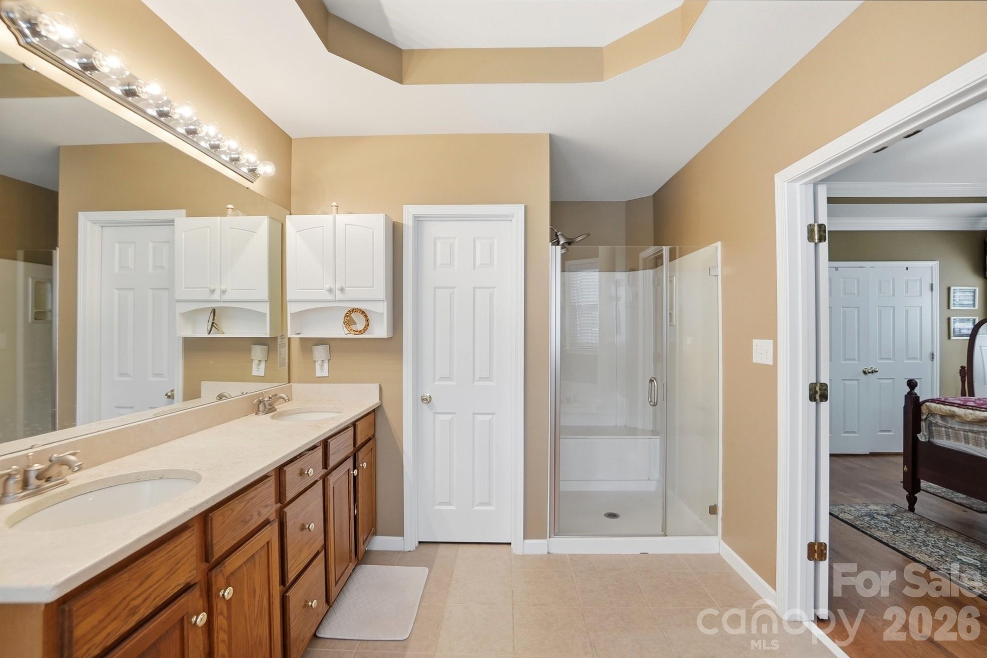 1406 Finsbury Lane — Tega Cay