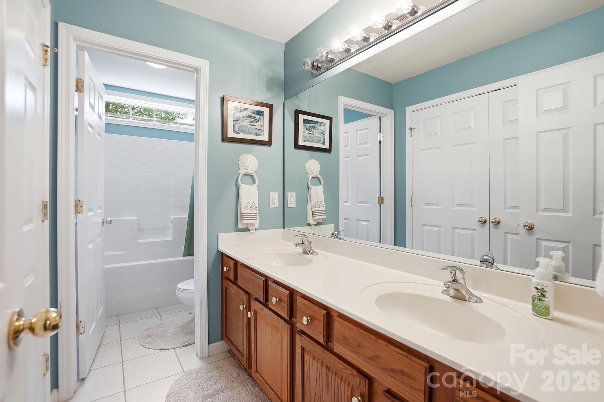 1406 Finsbury Lane — Tega Cay