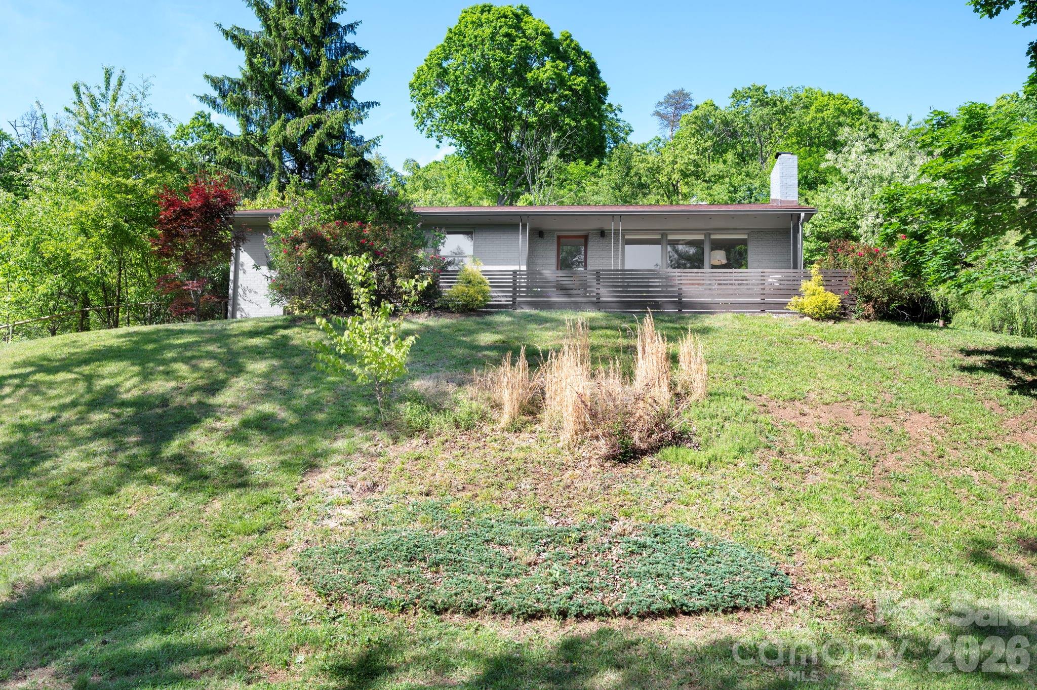 301 Stratford Road — Asheville