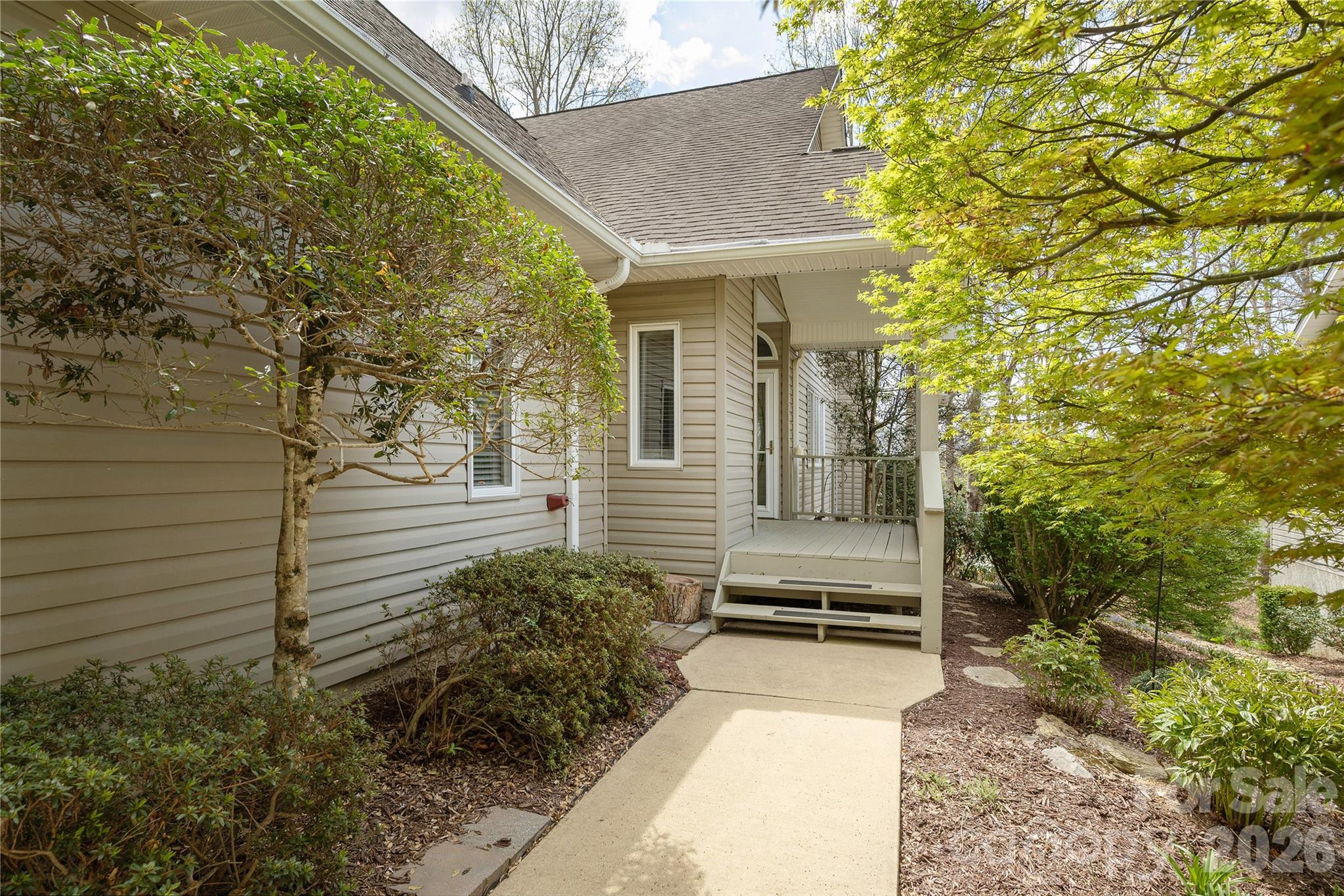 2115 Cumming Woods Court — Hendersonville