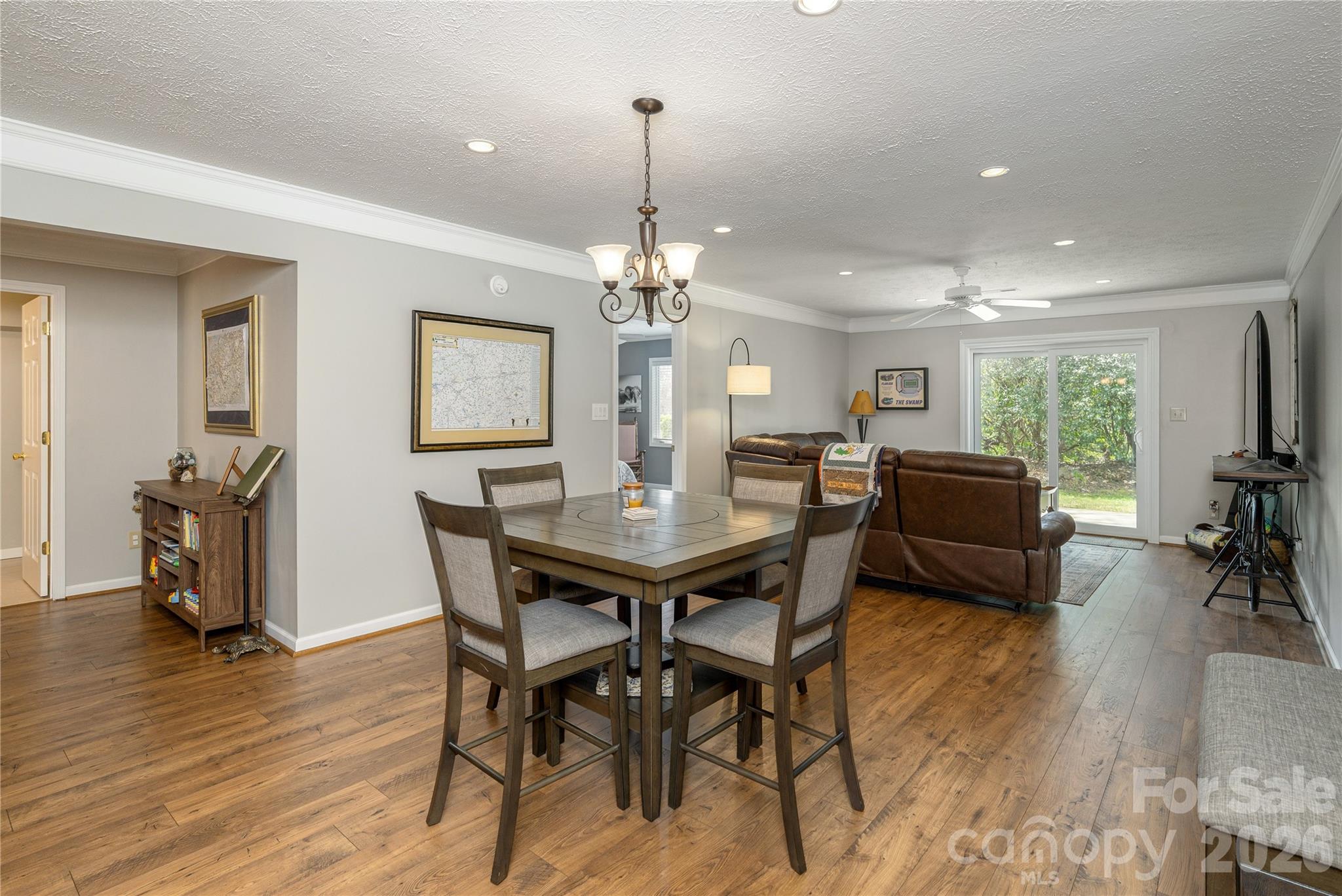 2115 Cumming Woods Court — Hendersonville