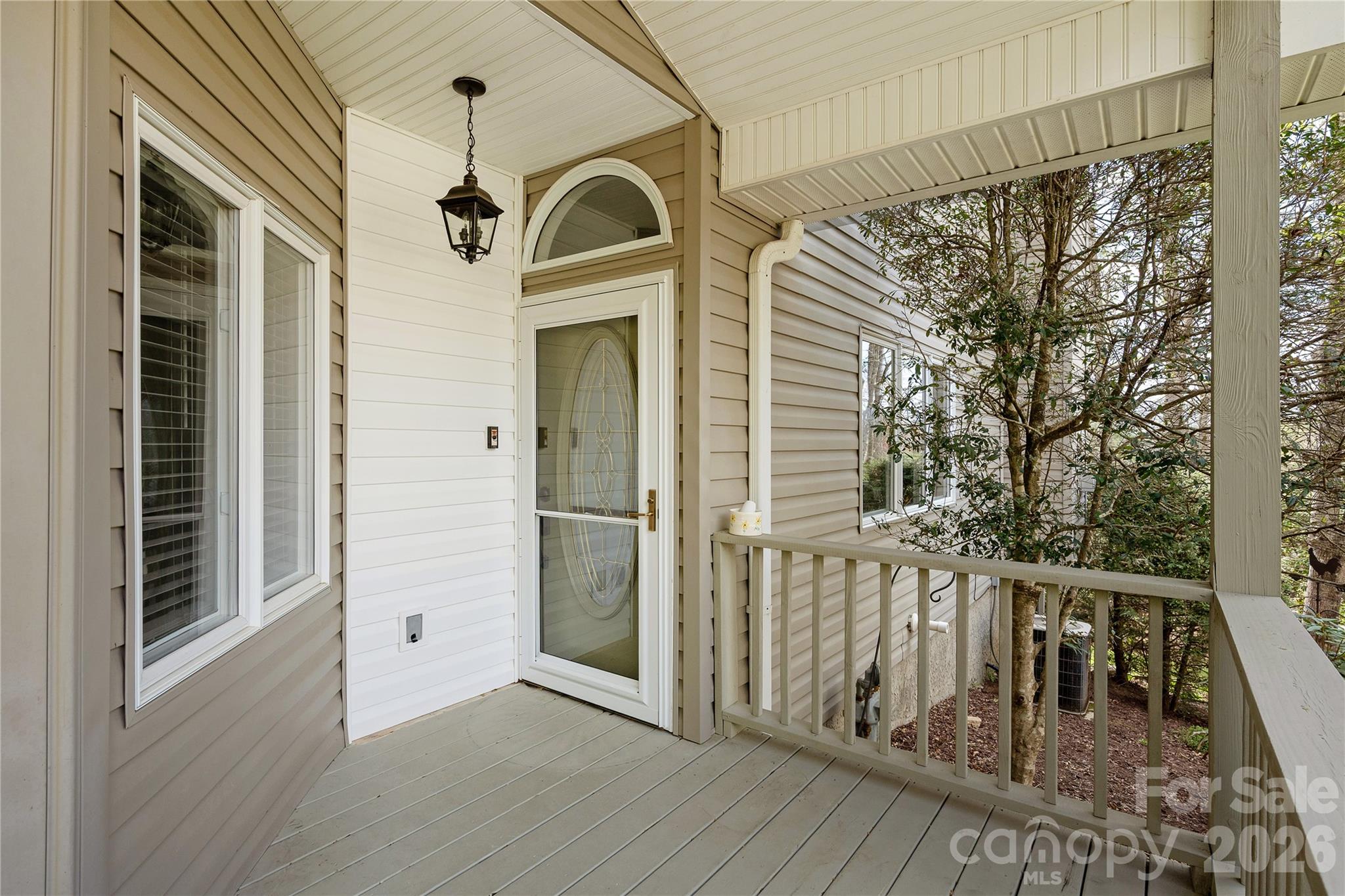 2115 Cumming Woods Court — Hendersonville