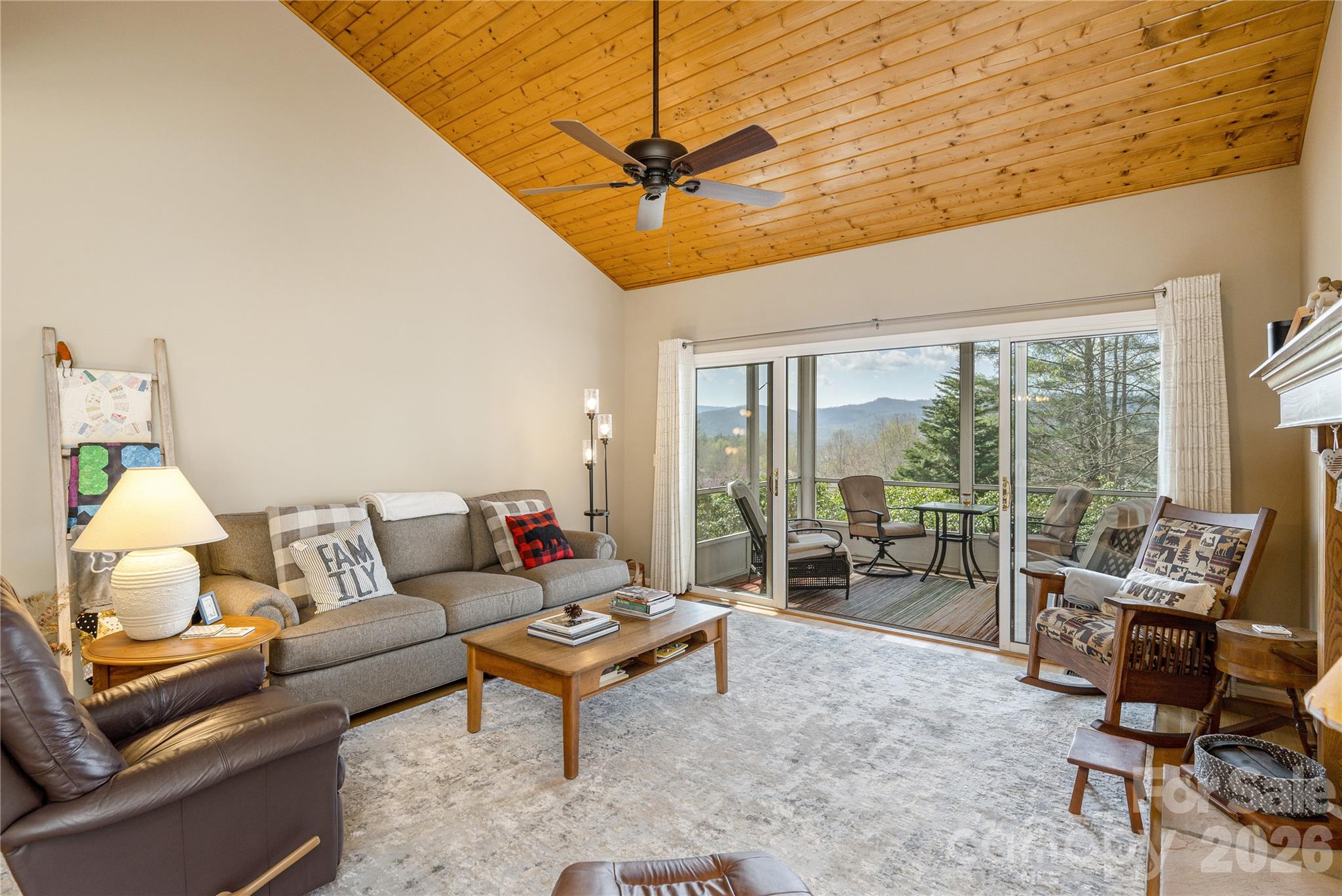 2115 Cumming Woods Court — Hendersonville