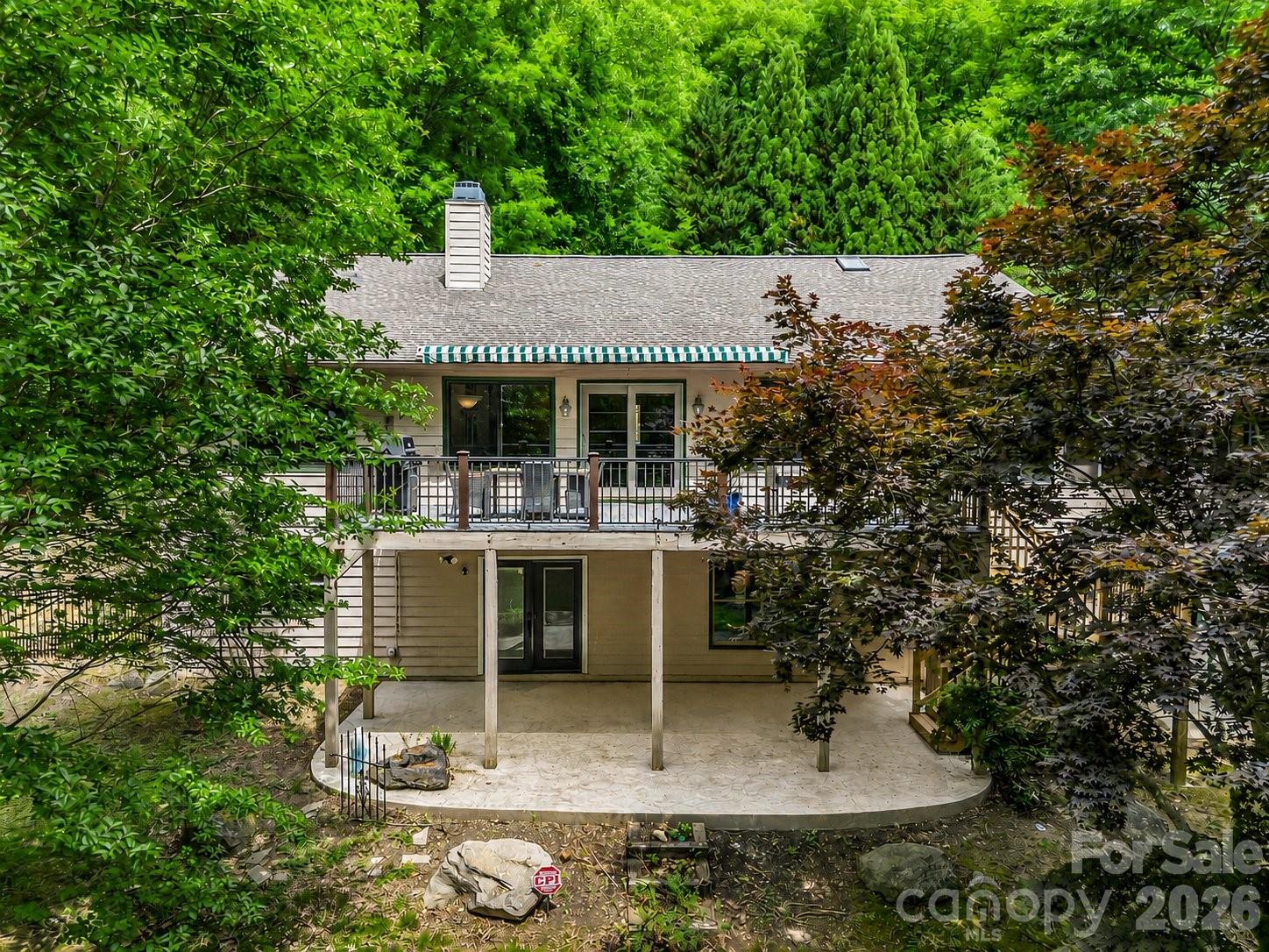 425 Winesap Boulevard — Lake Lure