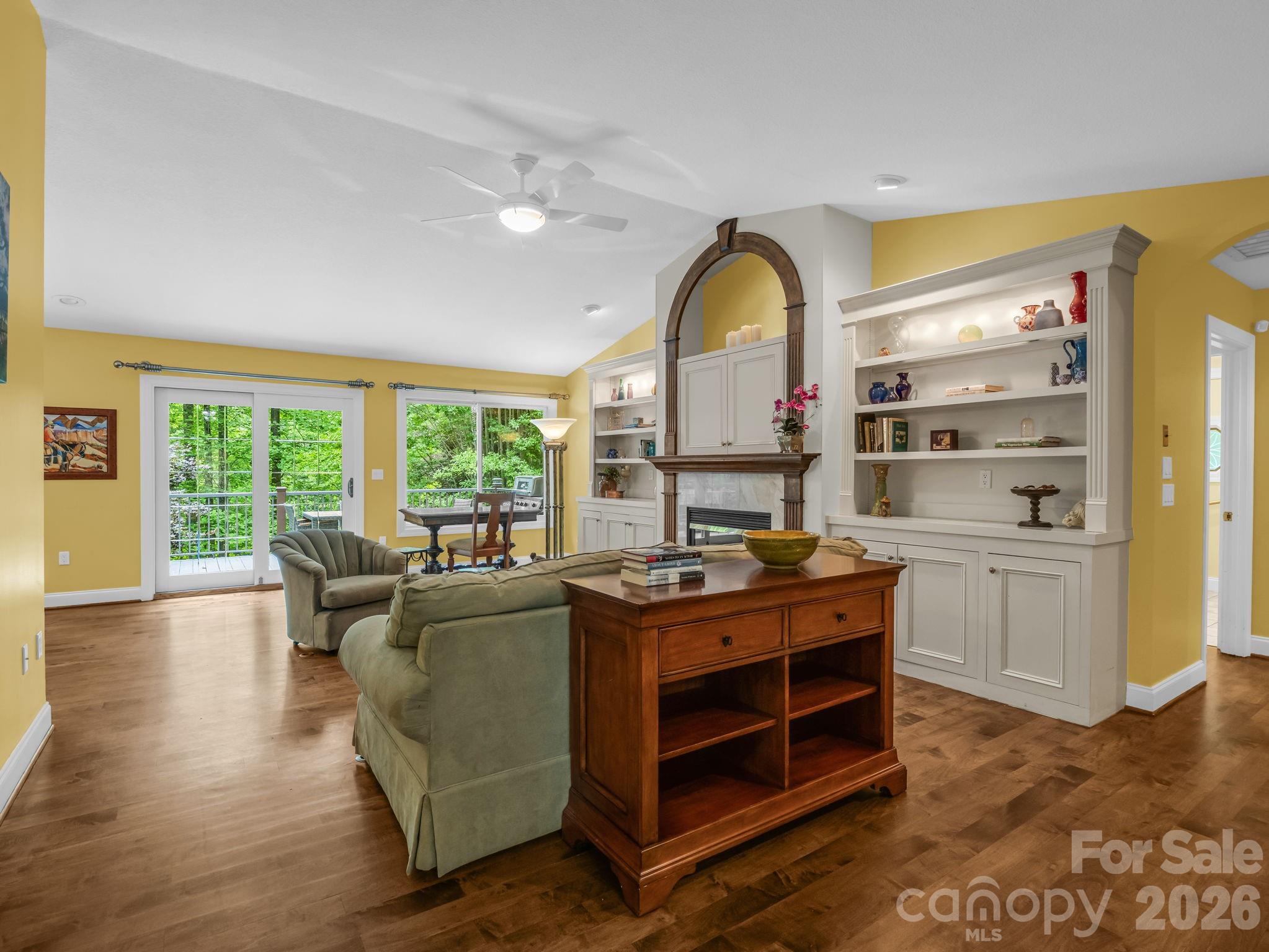 425 Winesap Boulevard — Lake Lure