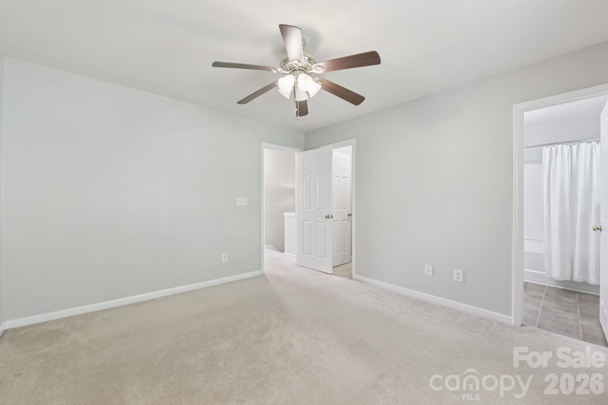 124 Clydesdale Court — Matthews