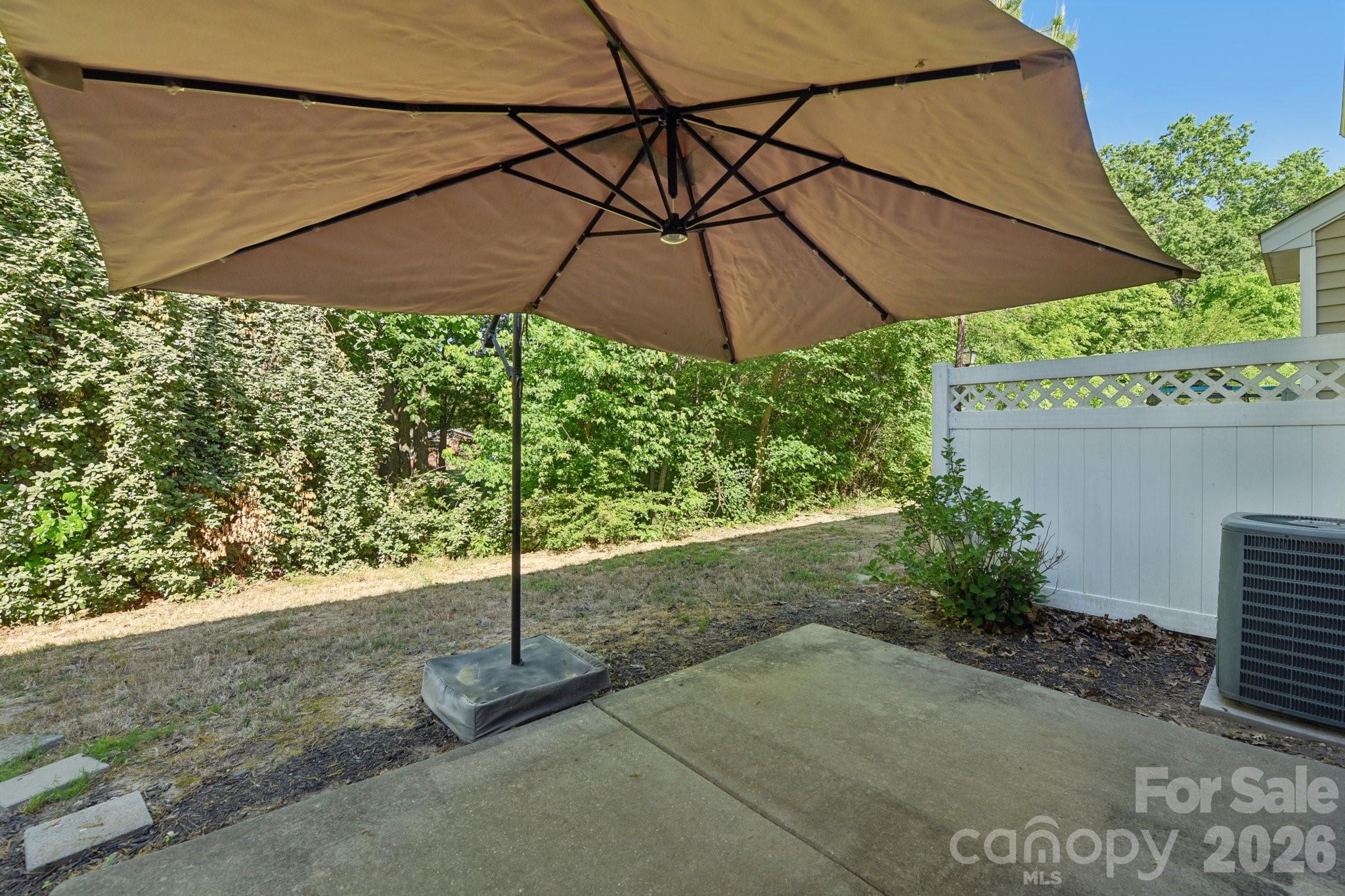 124 Clydesdale Court — Matthews
