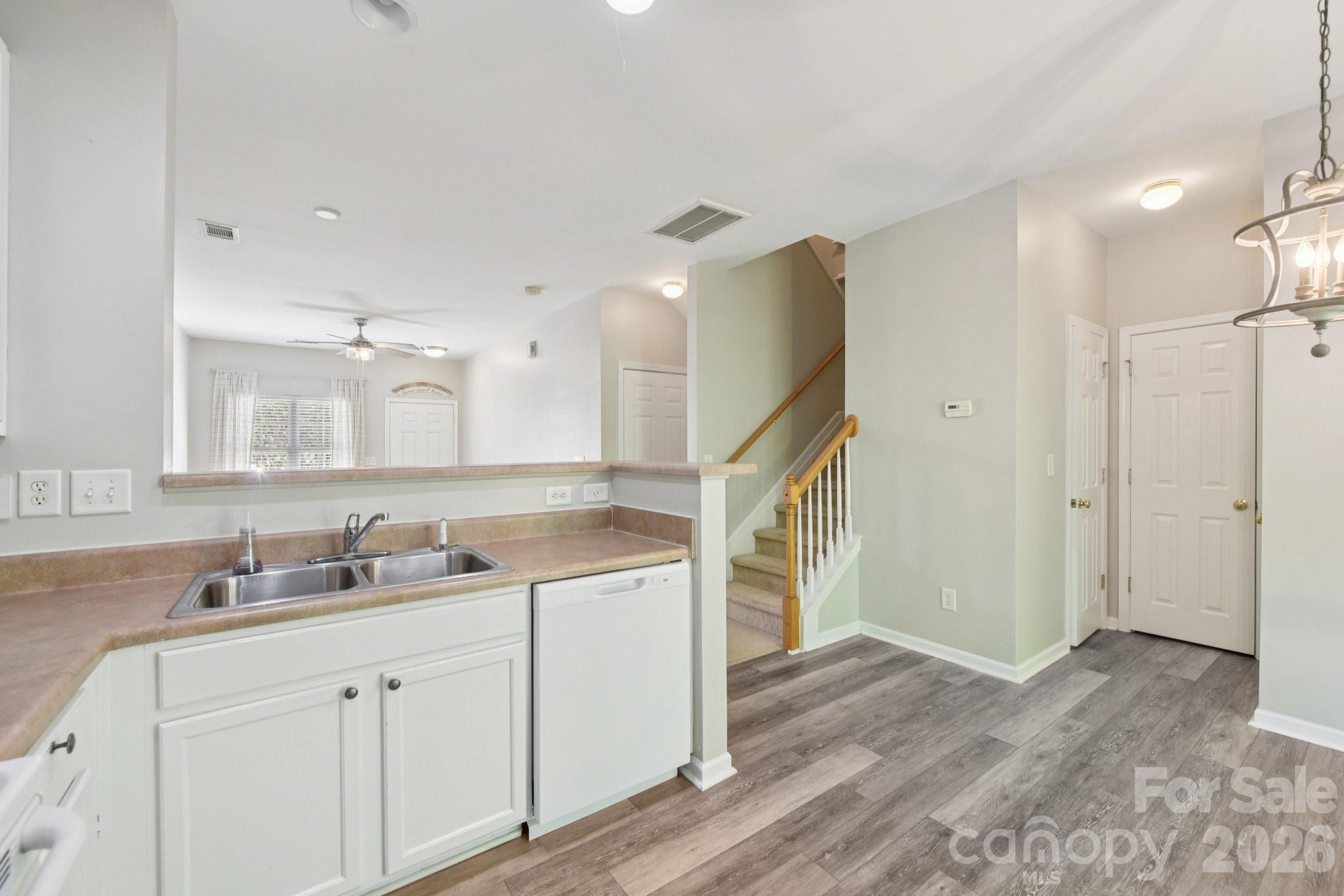 124 Clydesdale Court — Matthews