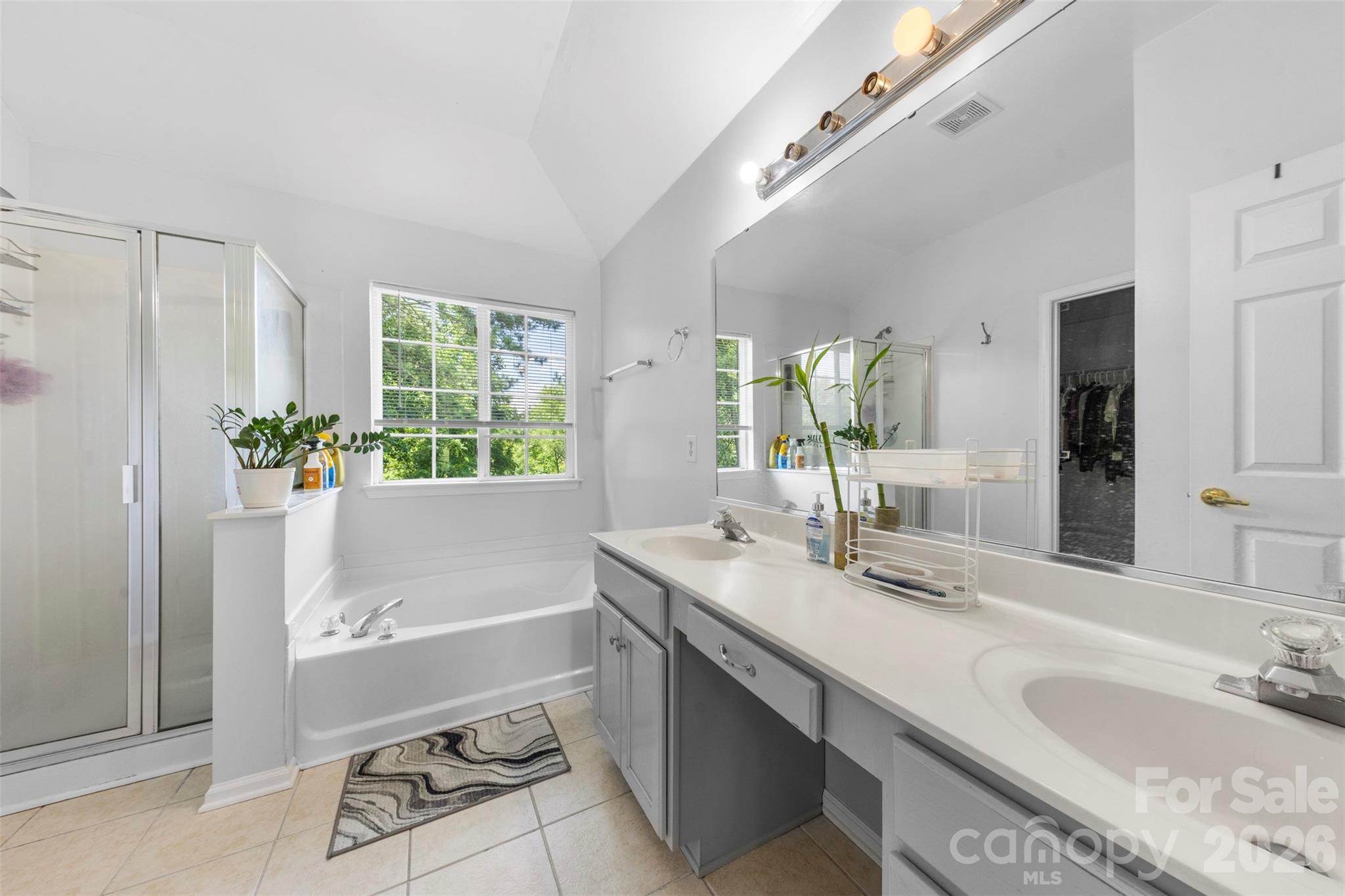 5302 Fairgrove Lane — Harrisburg