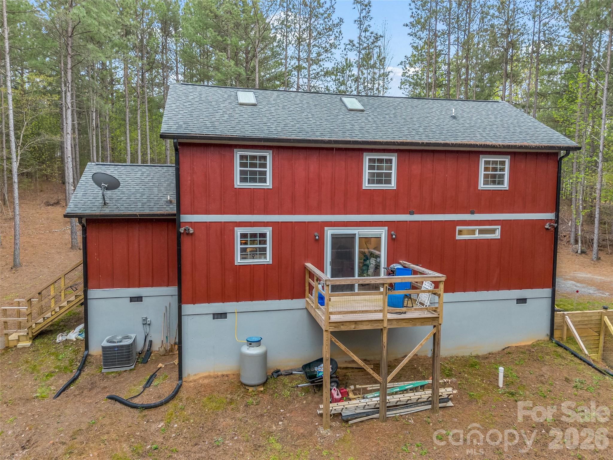 120 Ashley Court — Mill Spring