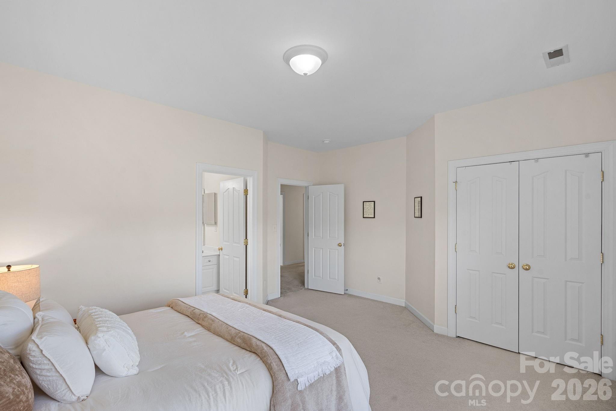 7832 Horseshoe Creek Drive — Huntersville