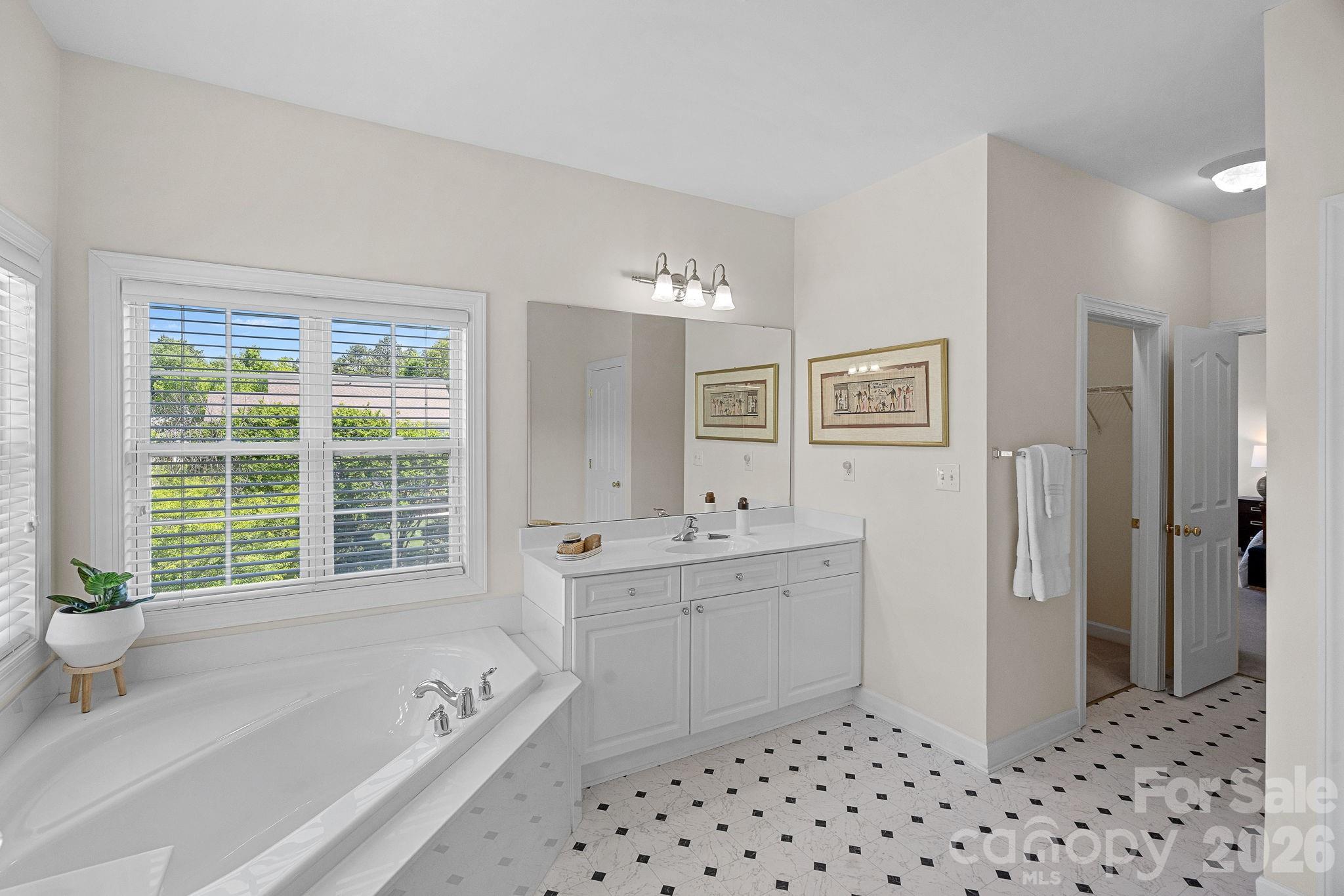 7832 Horseshoe Creek Drive — Huntersville