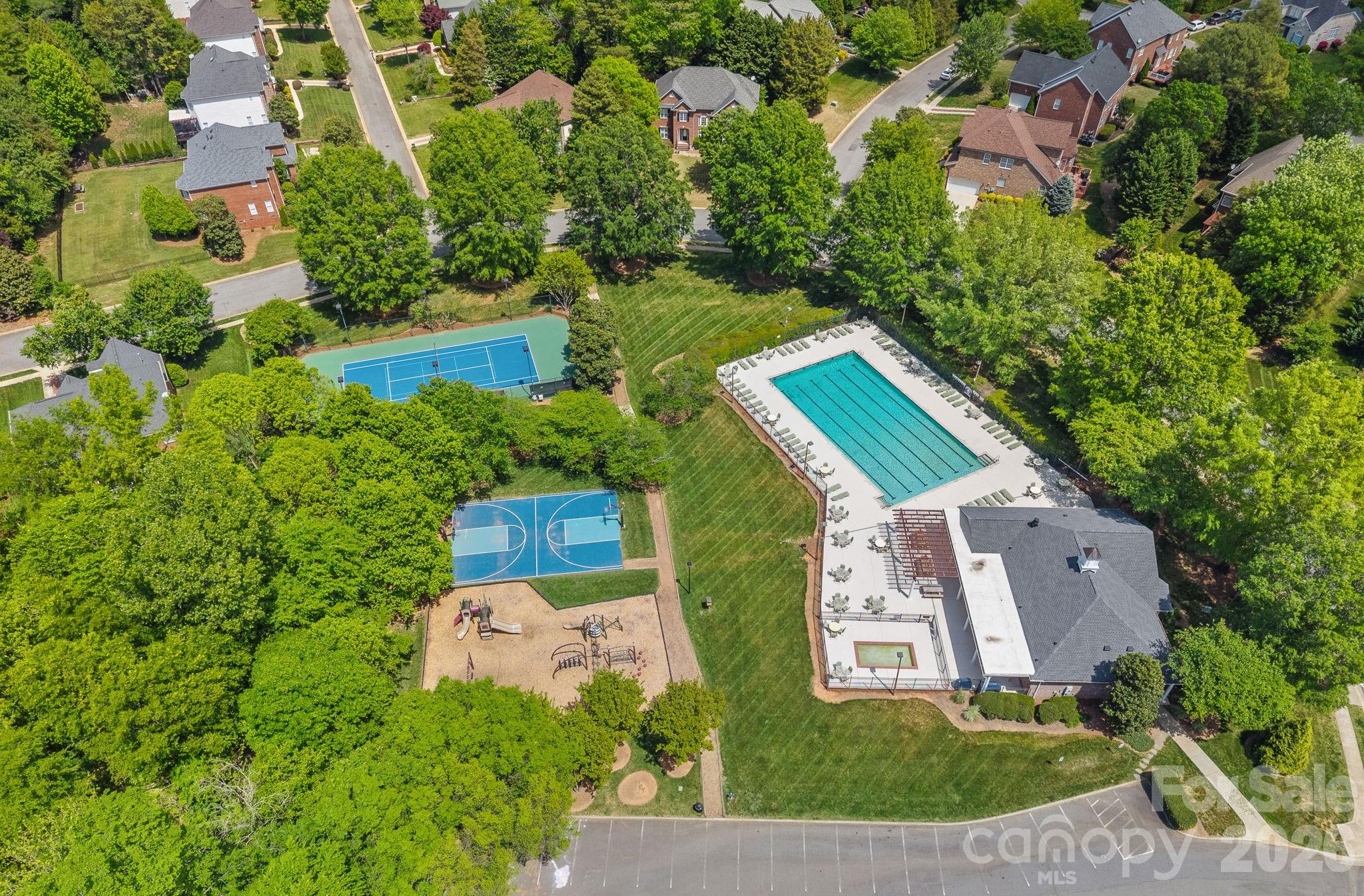 7832 Horseshoe Creek Drive — Huntersville