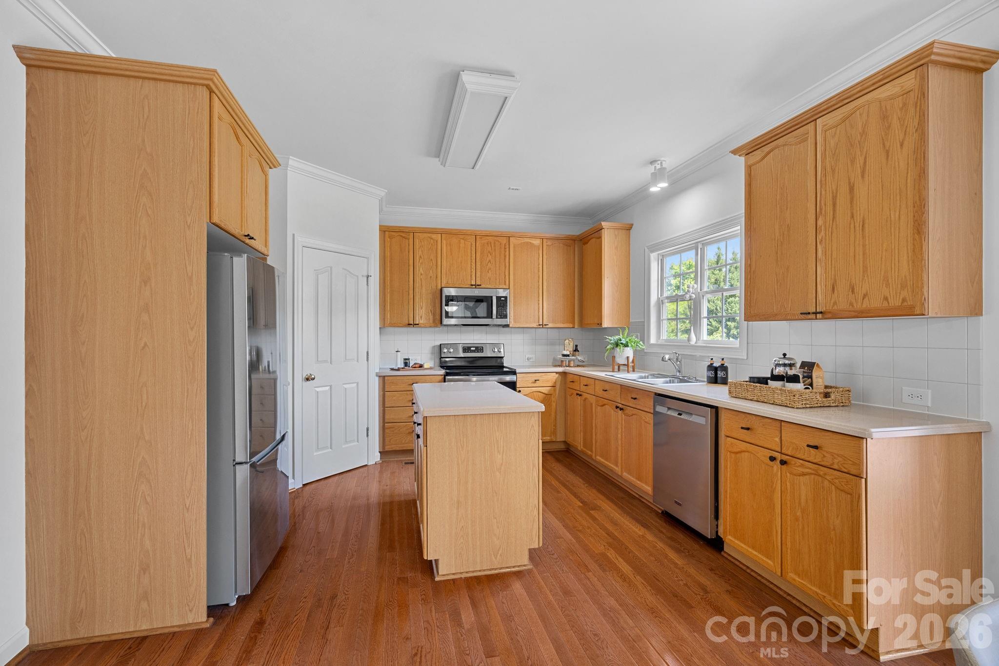 7832 Horseshoe Creek Drive — Huntersville