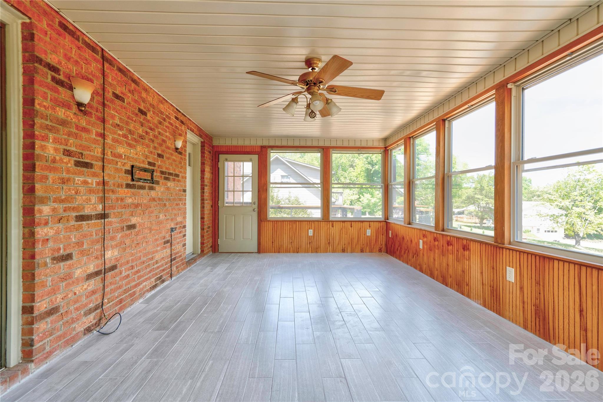 176 Knollwood Drive — Forest City