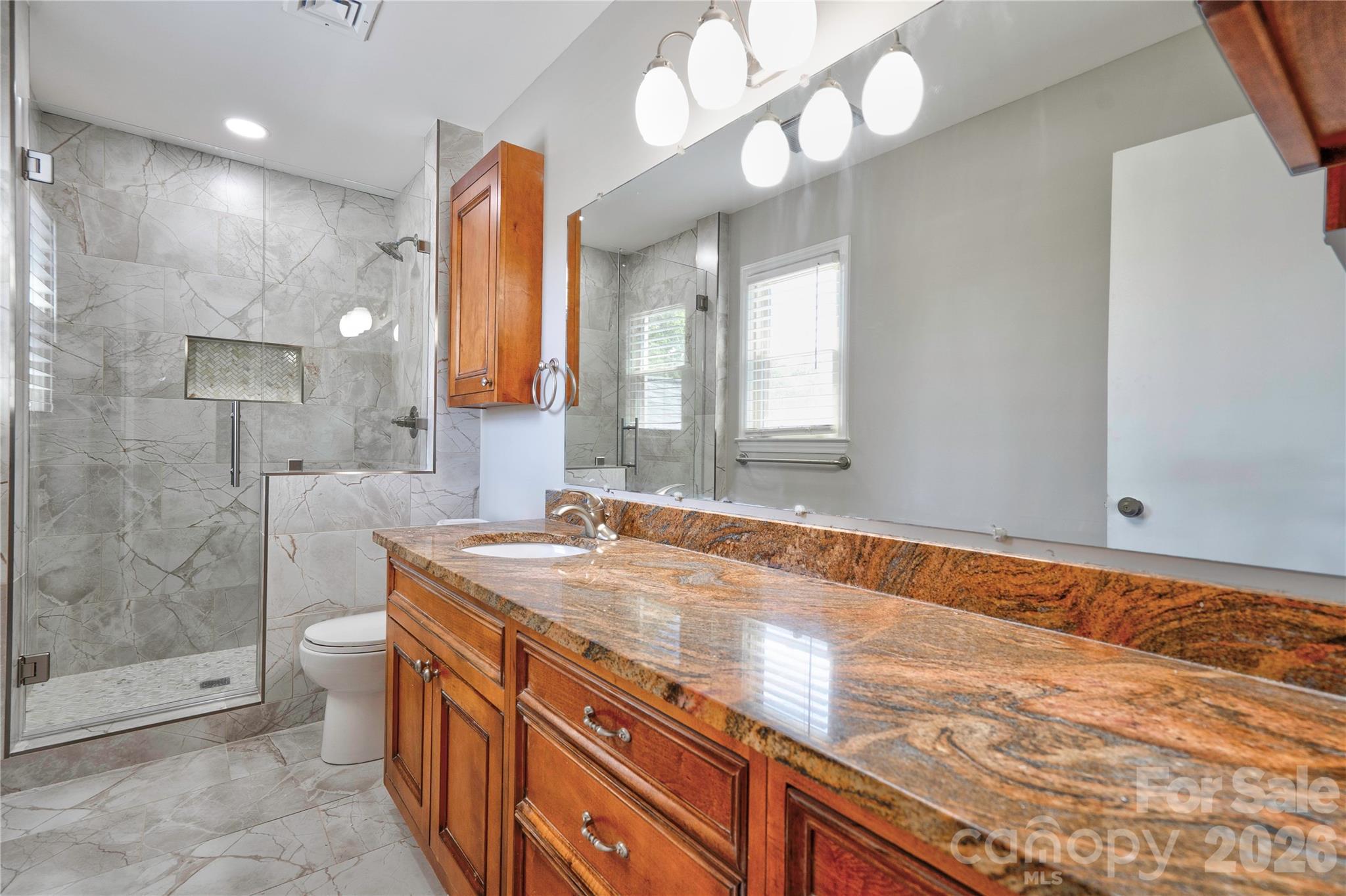 176 Knollwood Drive — Forest City