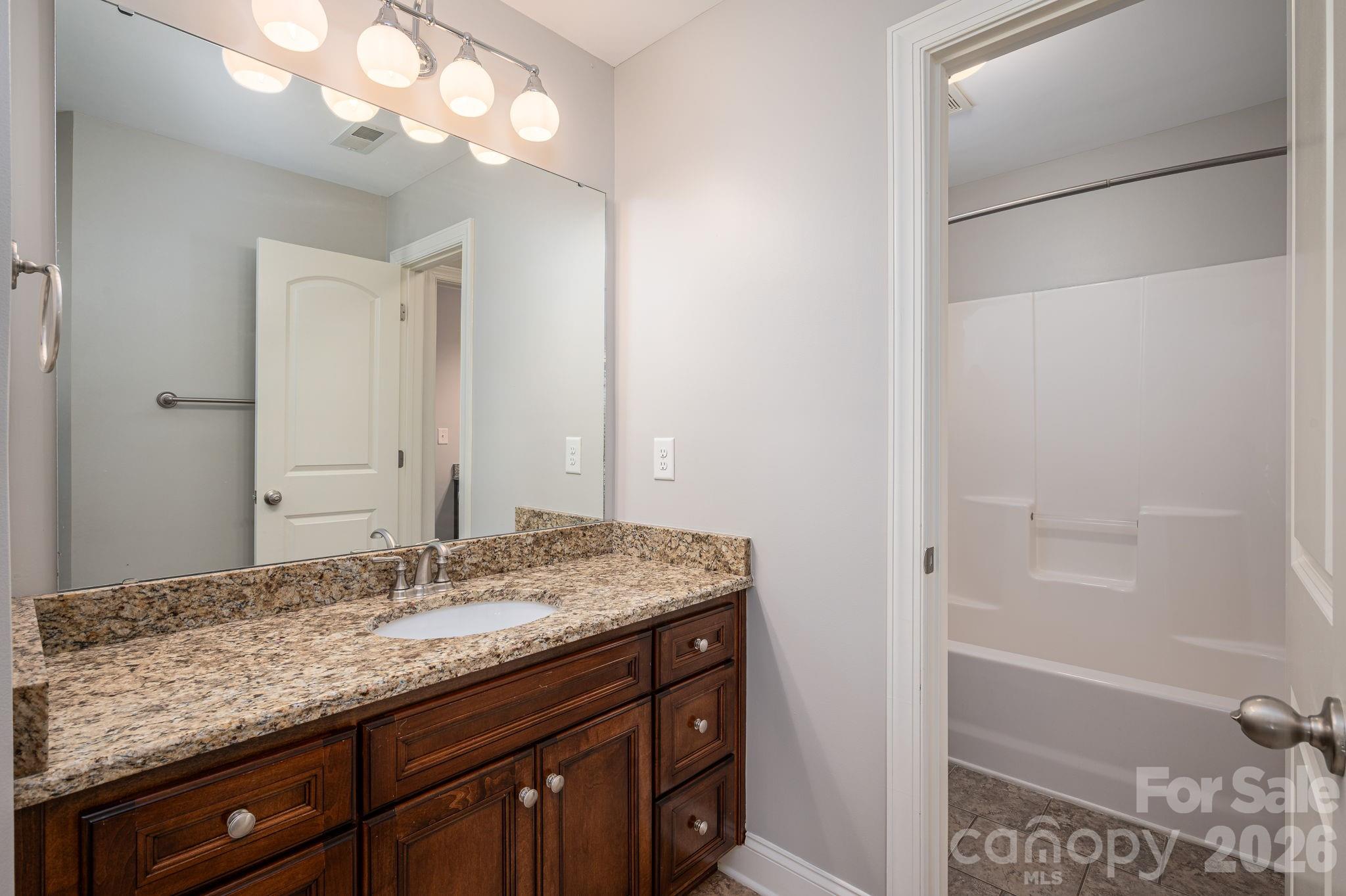 4012 Saint Andrews Court — Cramerton